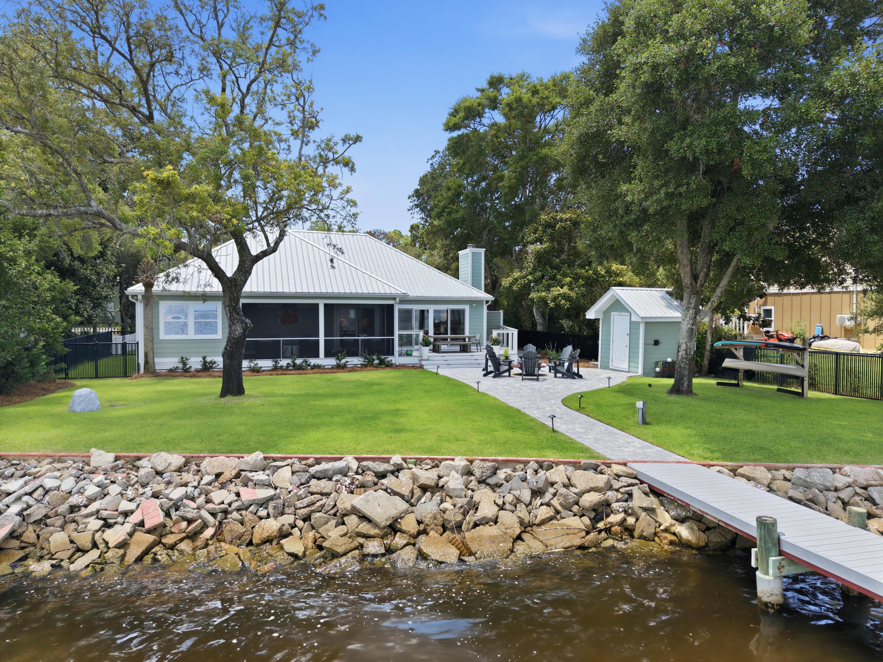 231 Bay Circle Drive