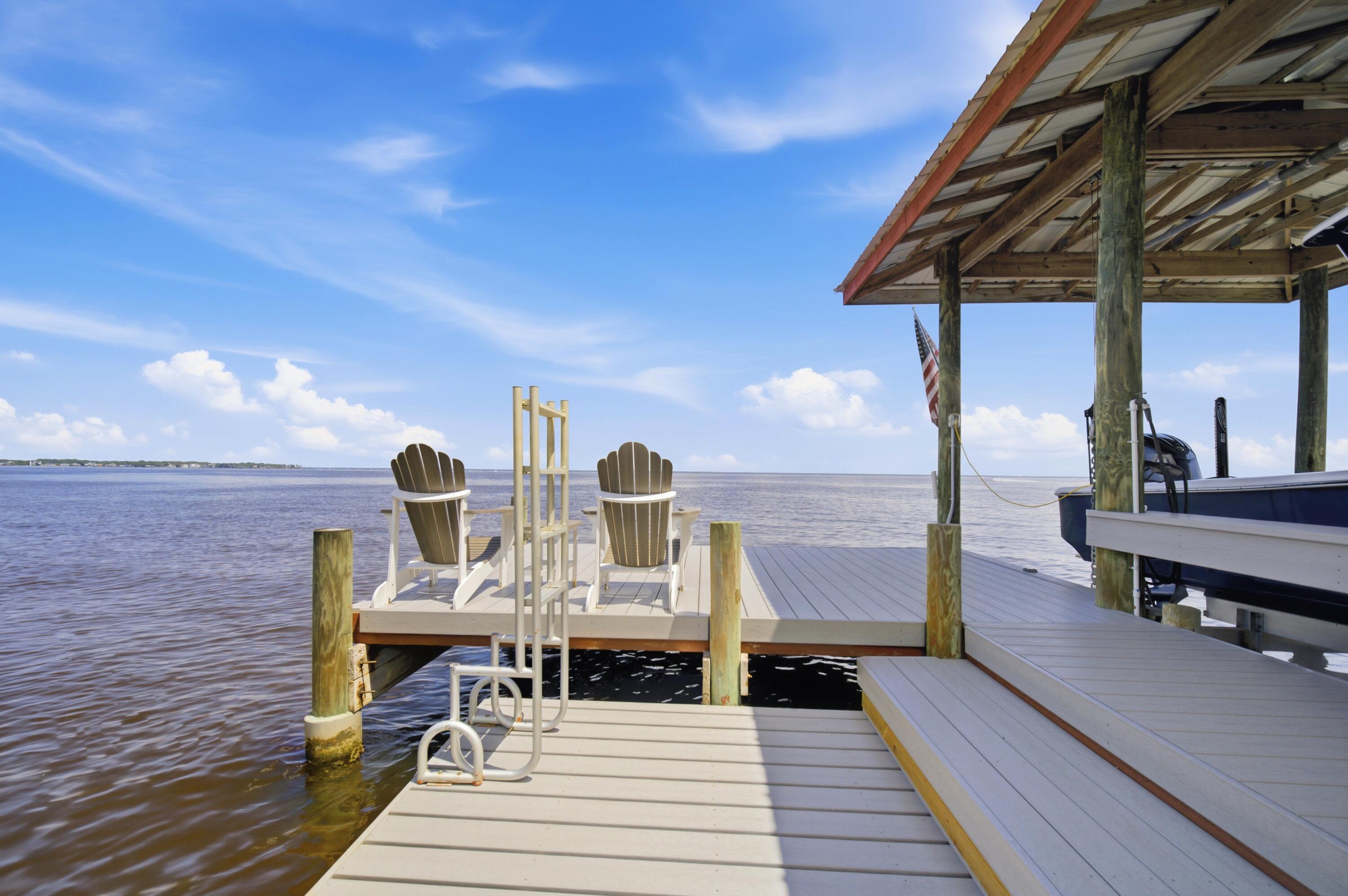 231 Bay Circle Drive