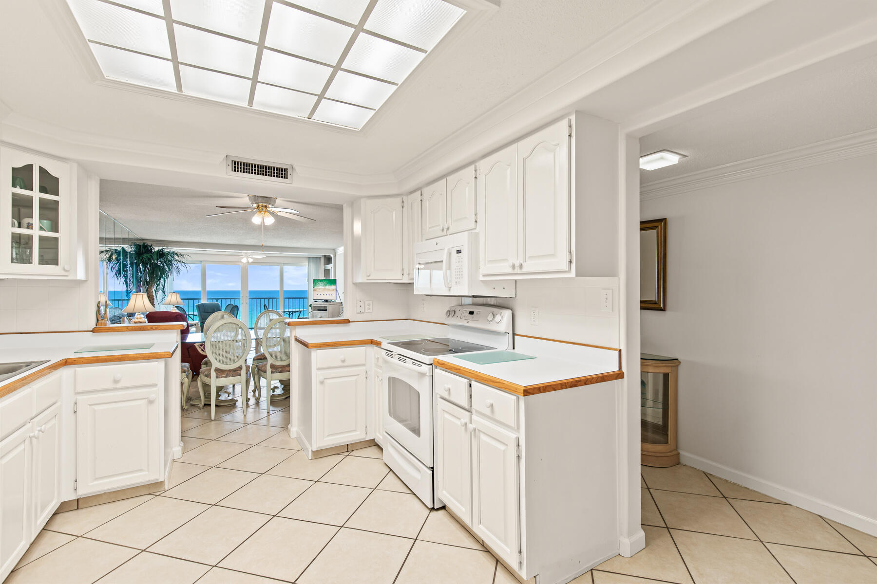 900 Gulf Shore Drive, 2105