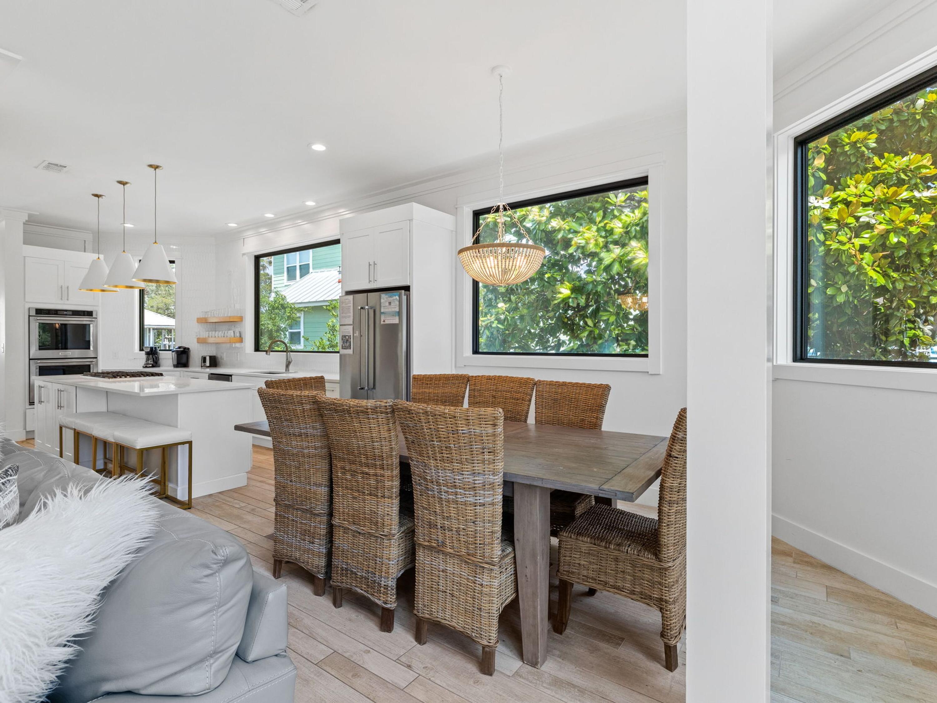 3153 E Scenic Highway 98