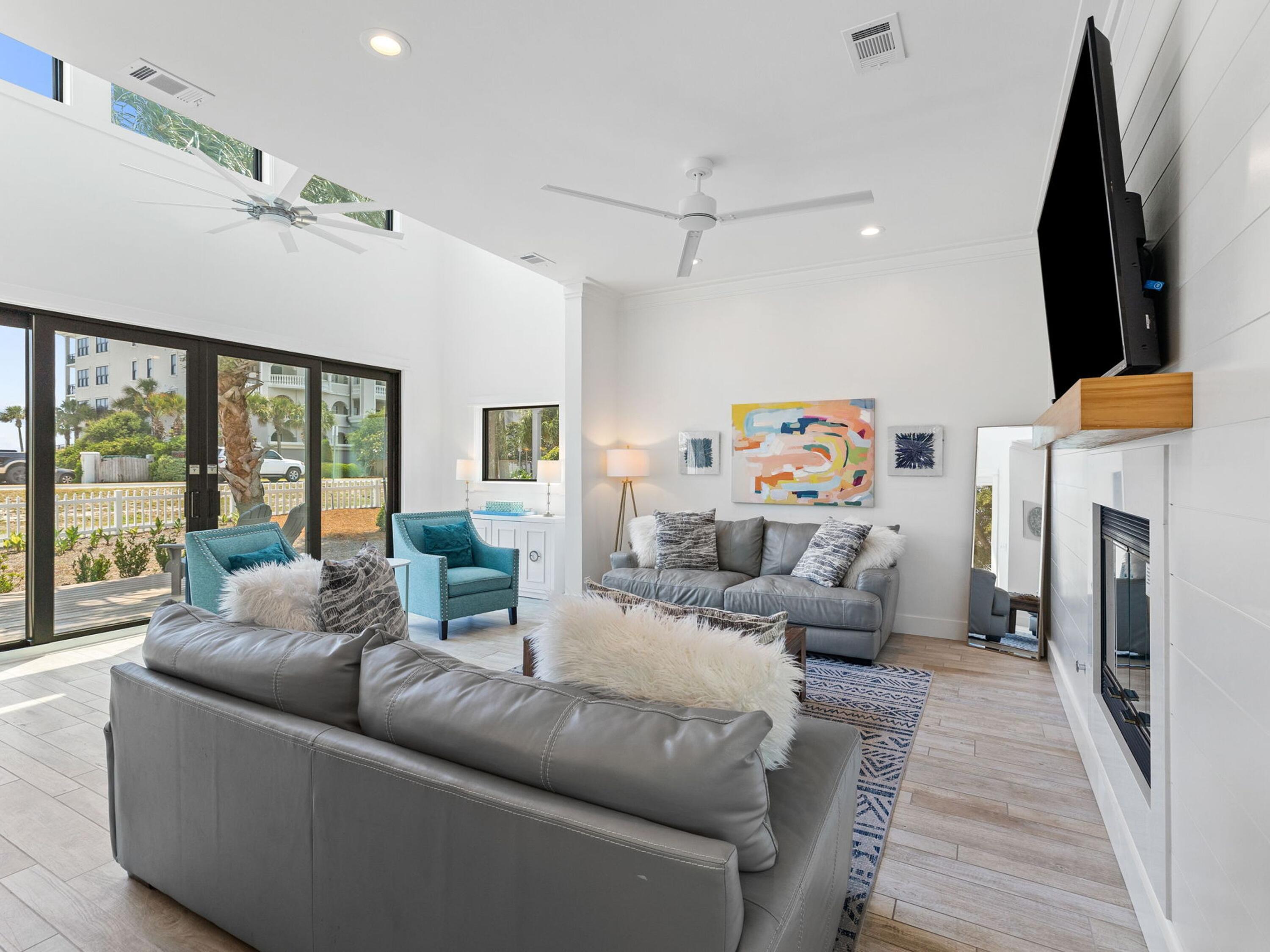 3153 E Scenic Highway 98