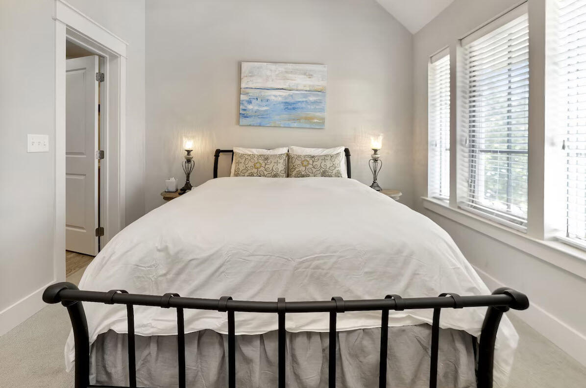 12 Cypress Circle
