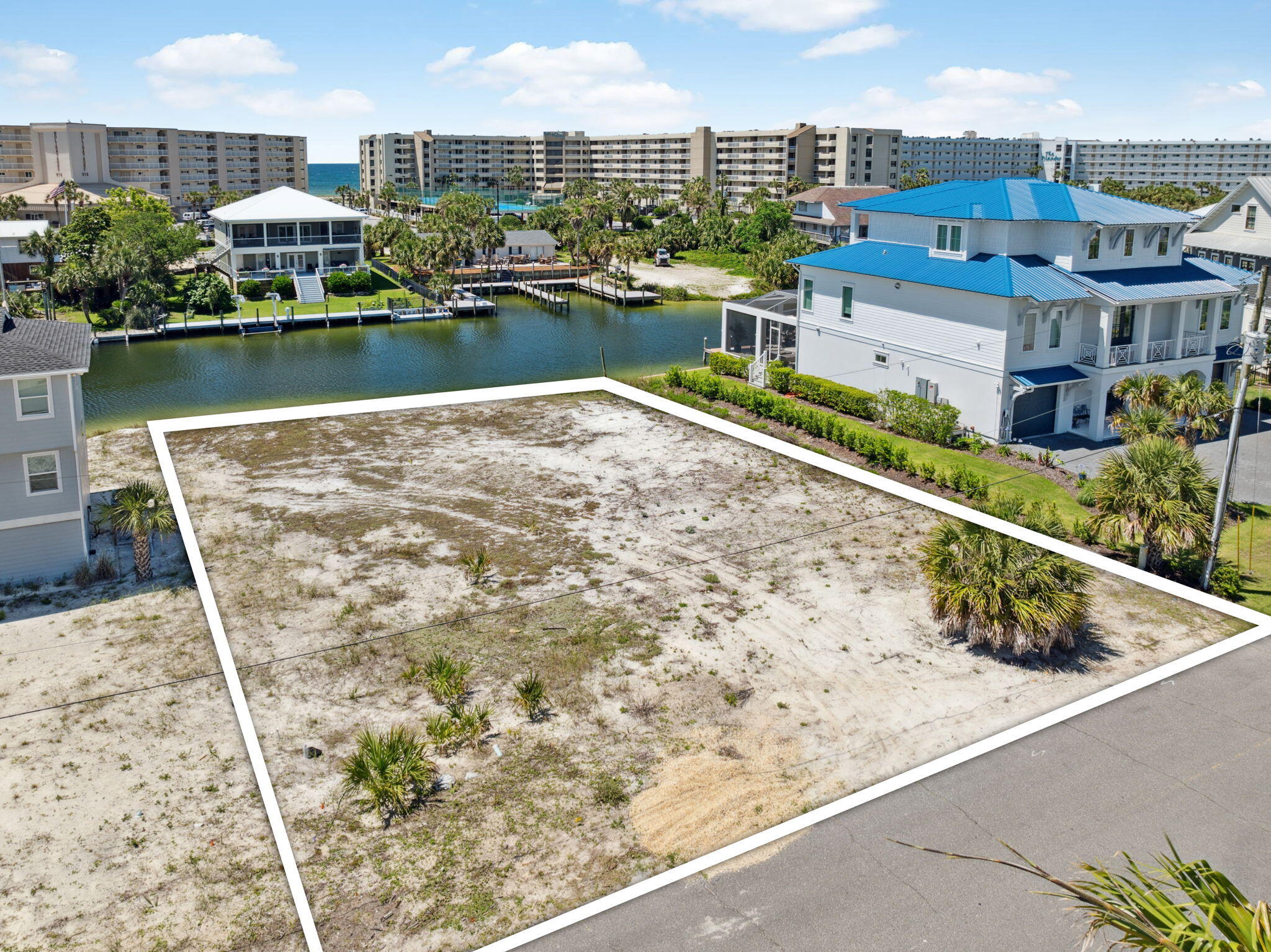 506 Vera Cruz Drive