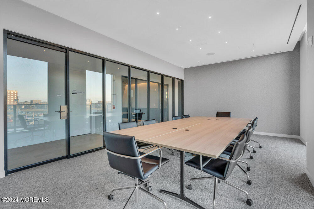 1101 Ocean Avenue, 1405