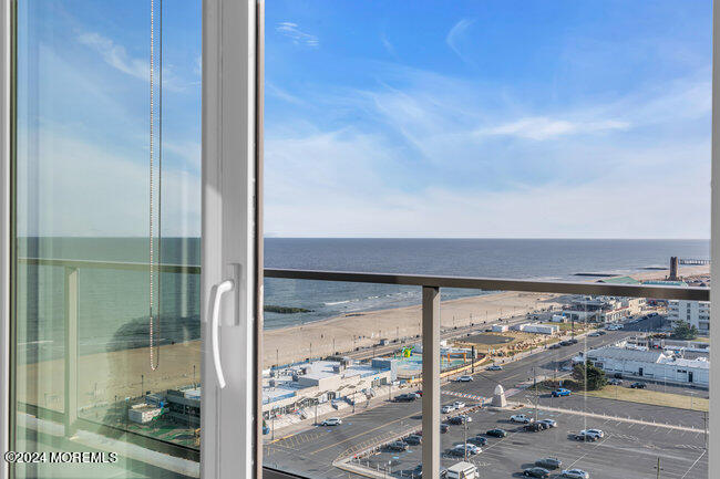 1101 Ocean Avenue, 1405