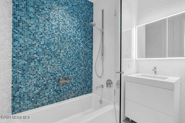 1101 Ocean Avenue, 1405