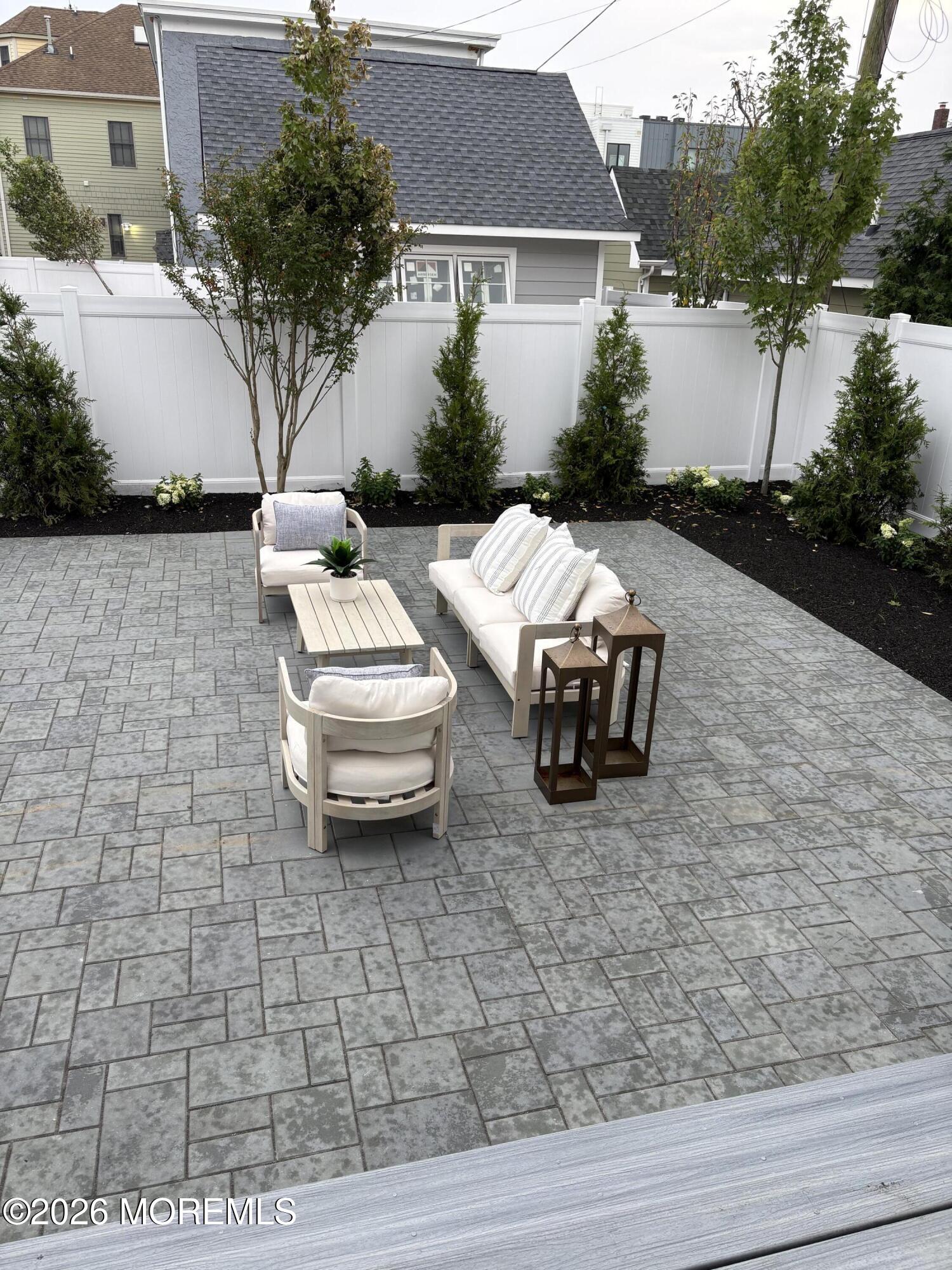 306 3rd Avenue