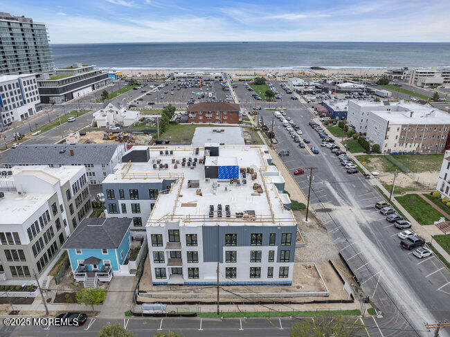 215 2nd Avenue, 308
