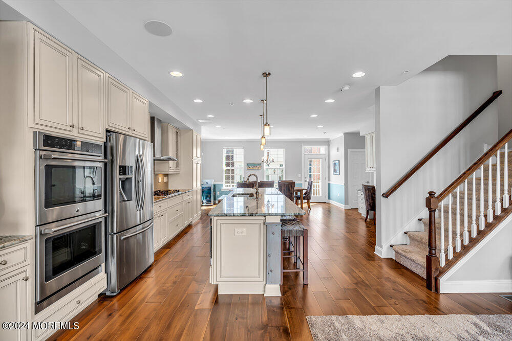 412 Sewall Avenue, 5