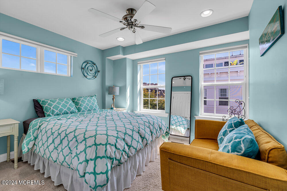 412 Sewall Avenue, 5