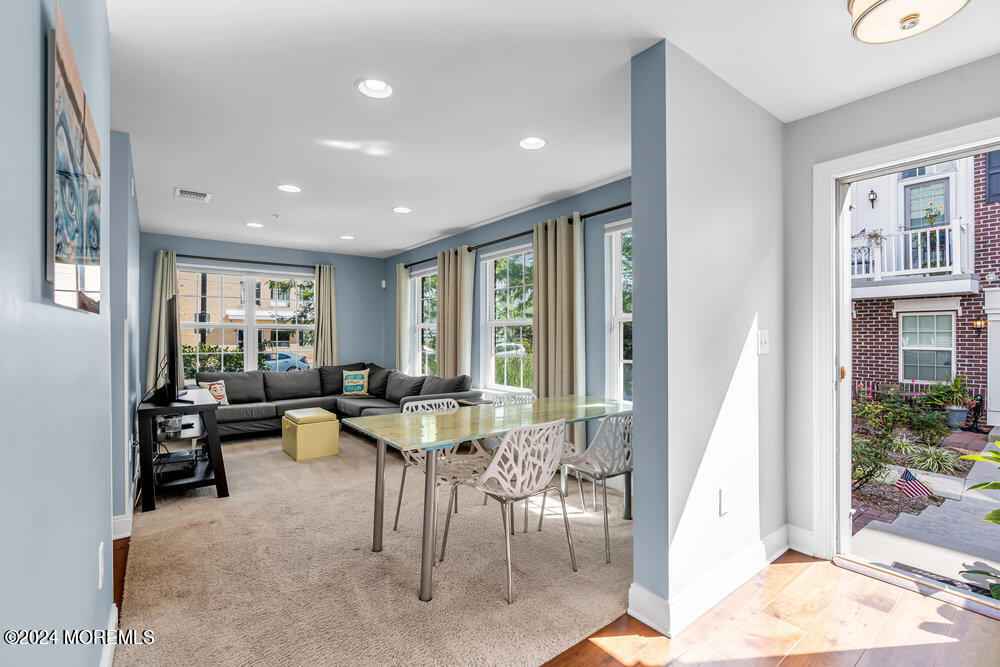 412 Sewall Avenue, 5