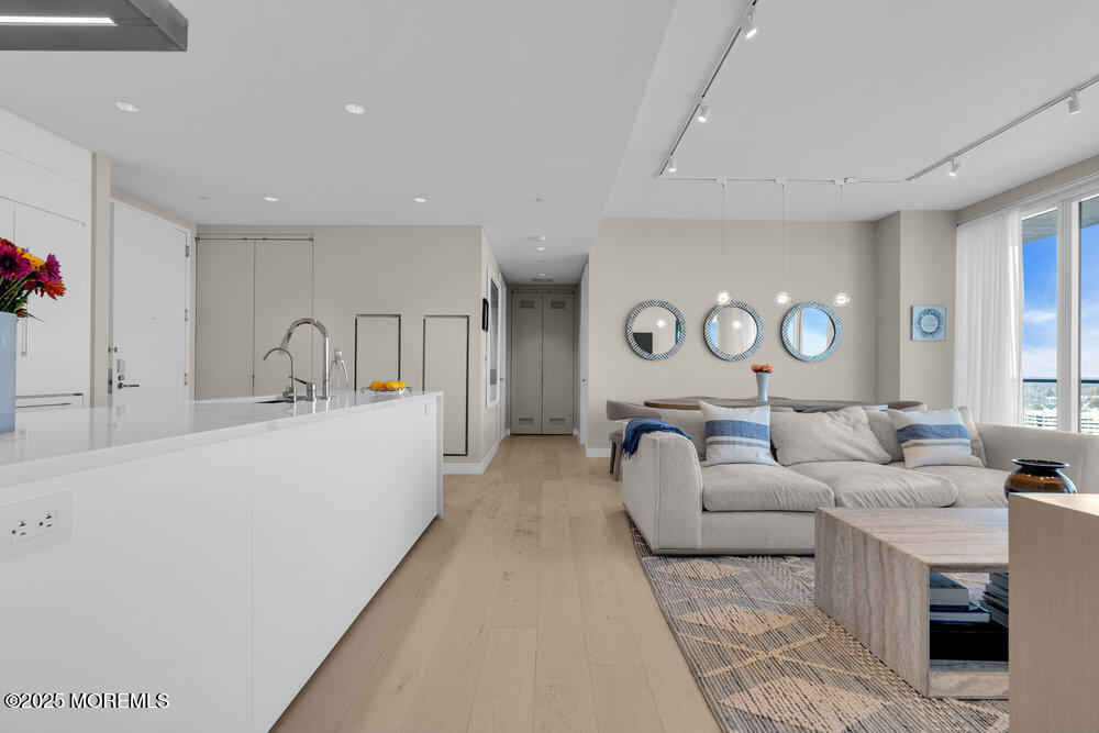 1101 Ocean Avenue N 1412