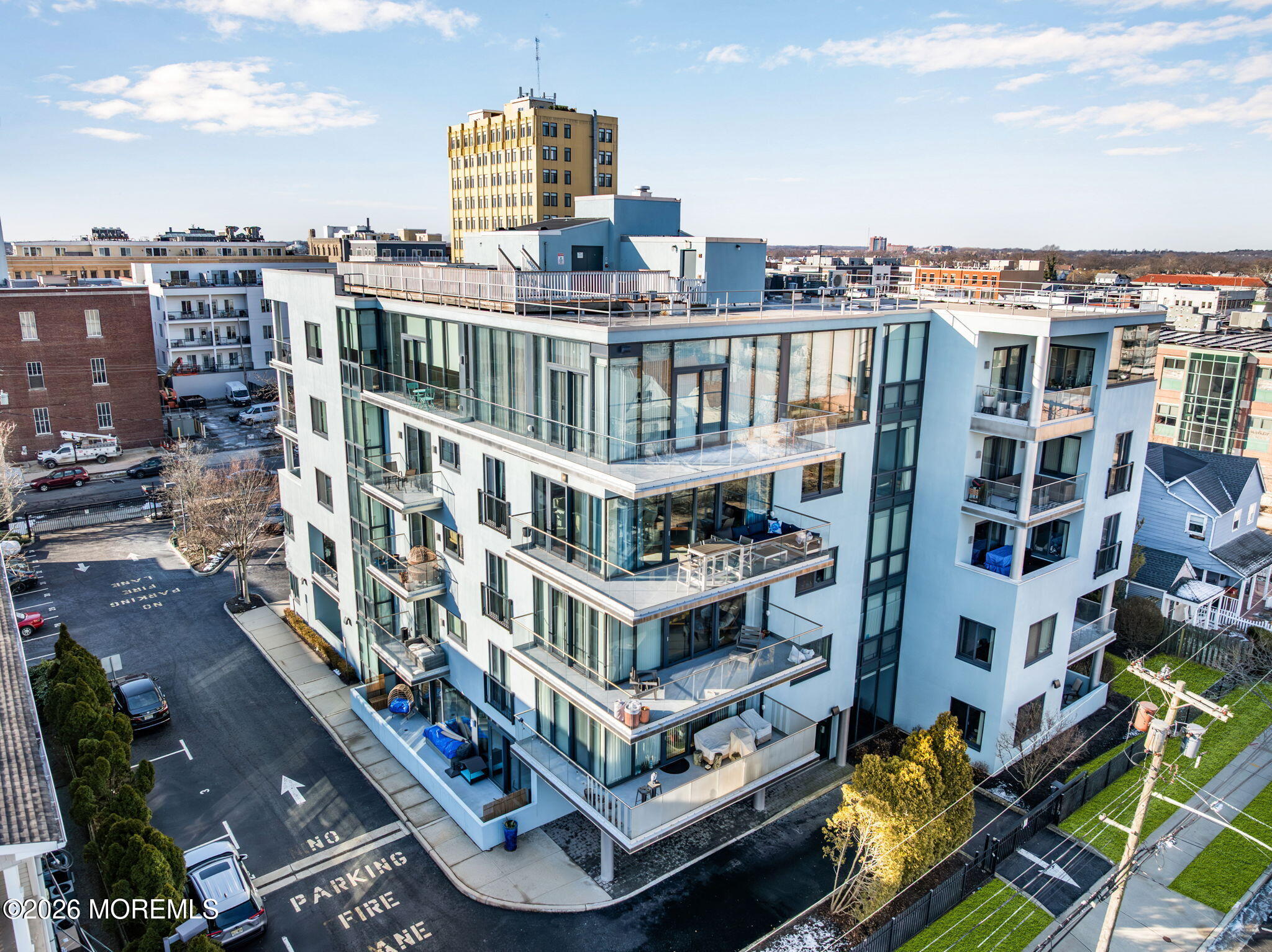 510 Monroe Avenue 305