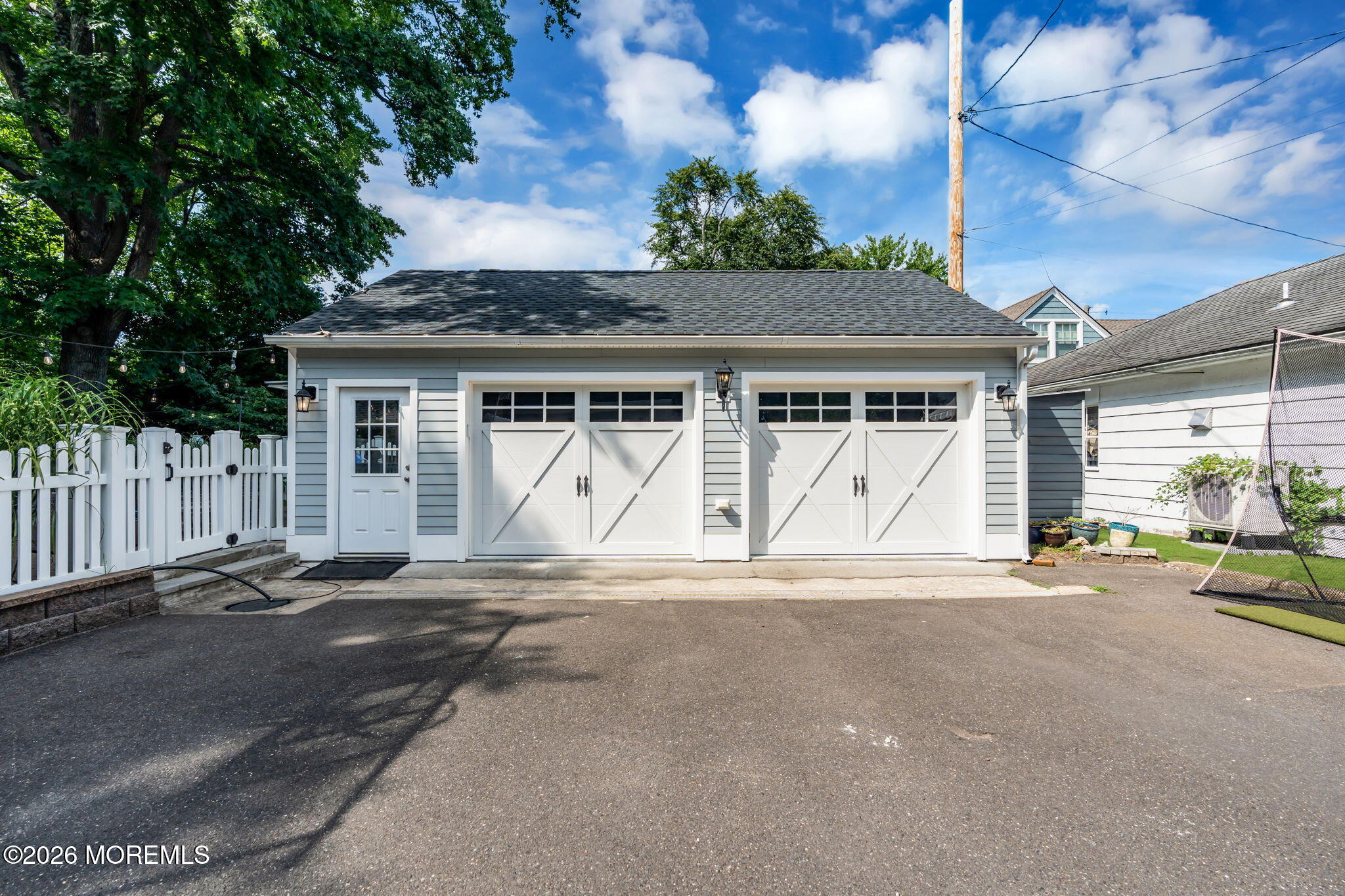 605 Grassmere Avenue
