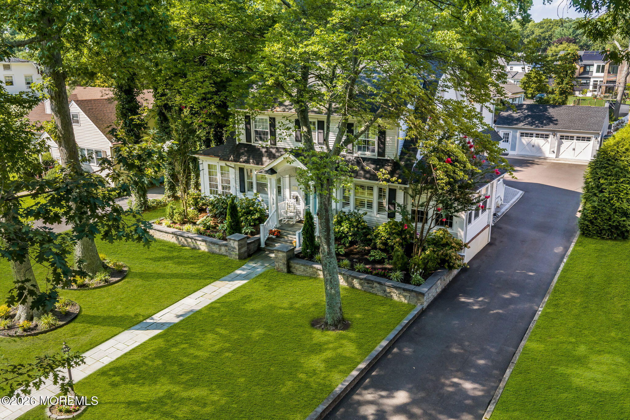 605 Grassmere Avenue