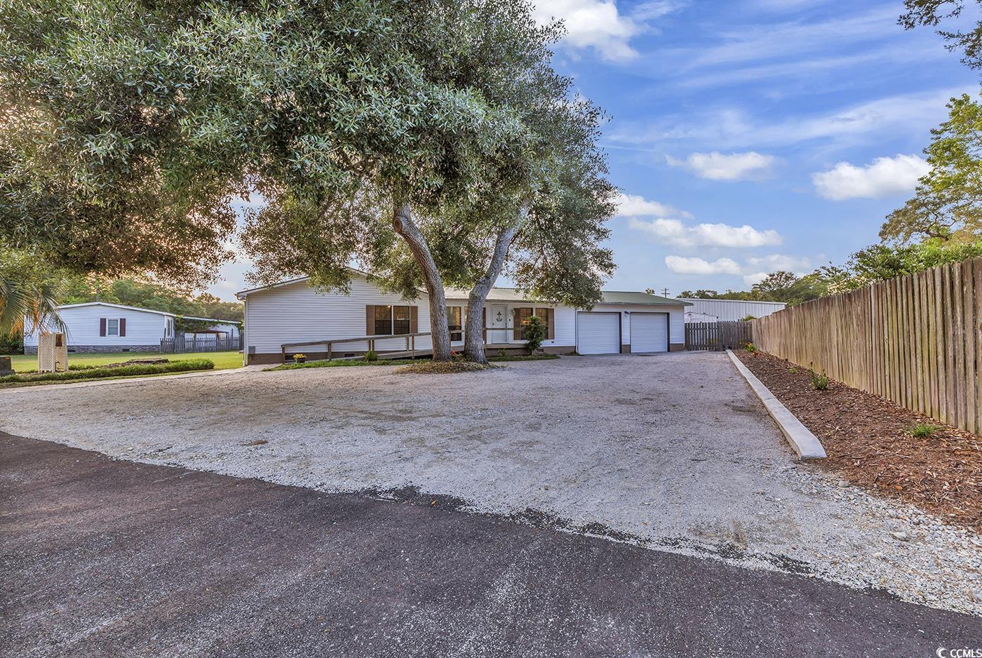 784 Lewis Ln.