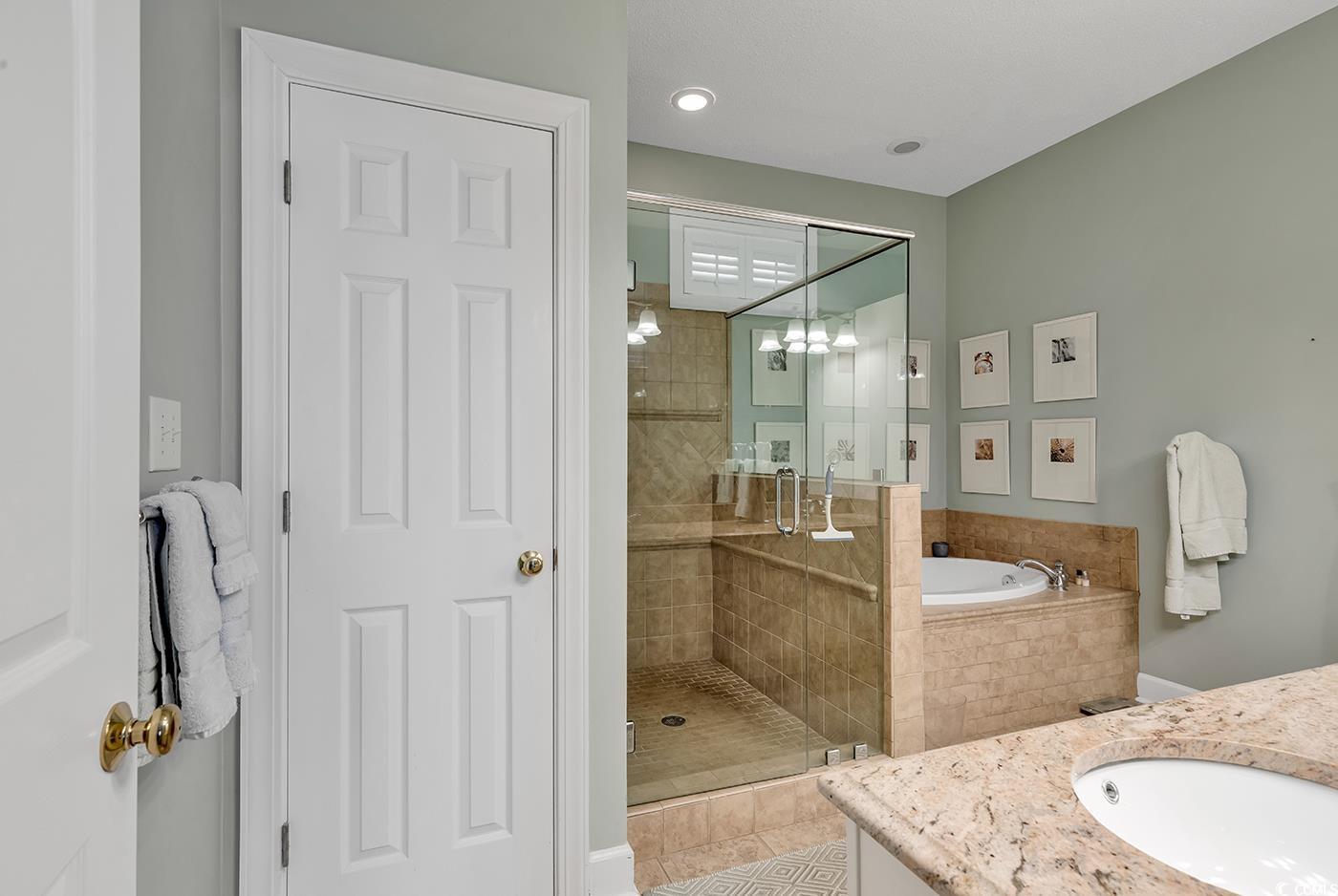 35 Inlet Point Dr. Unit: 19B