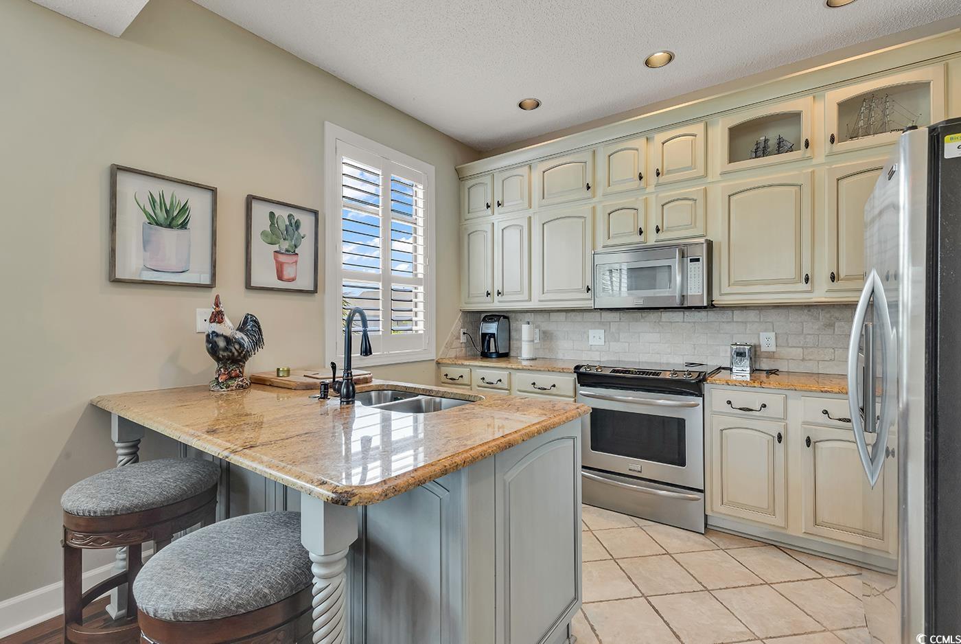 35 Inlet Point Dr. Unit: 19B