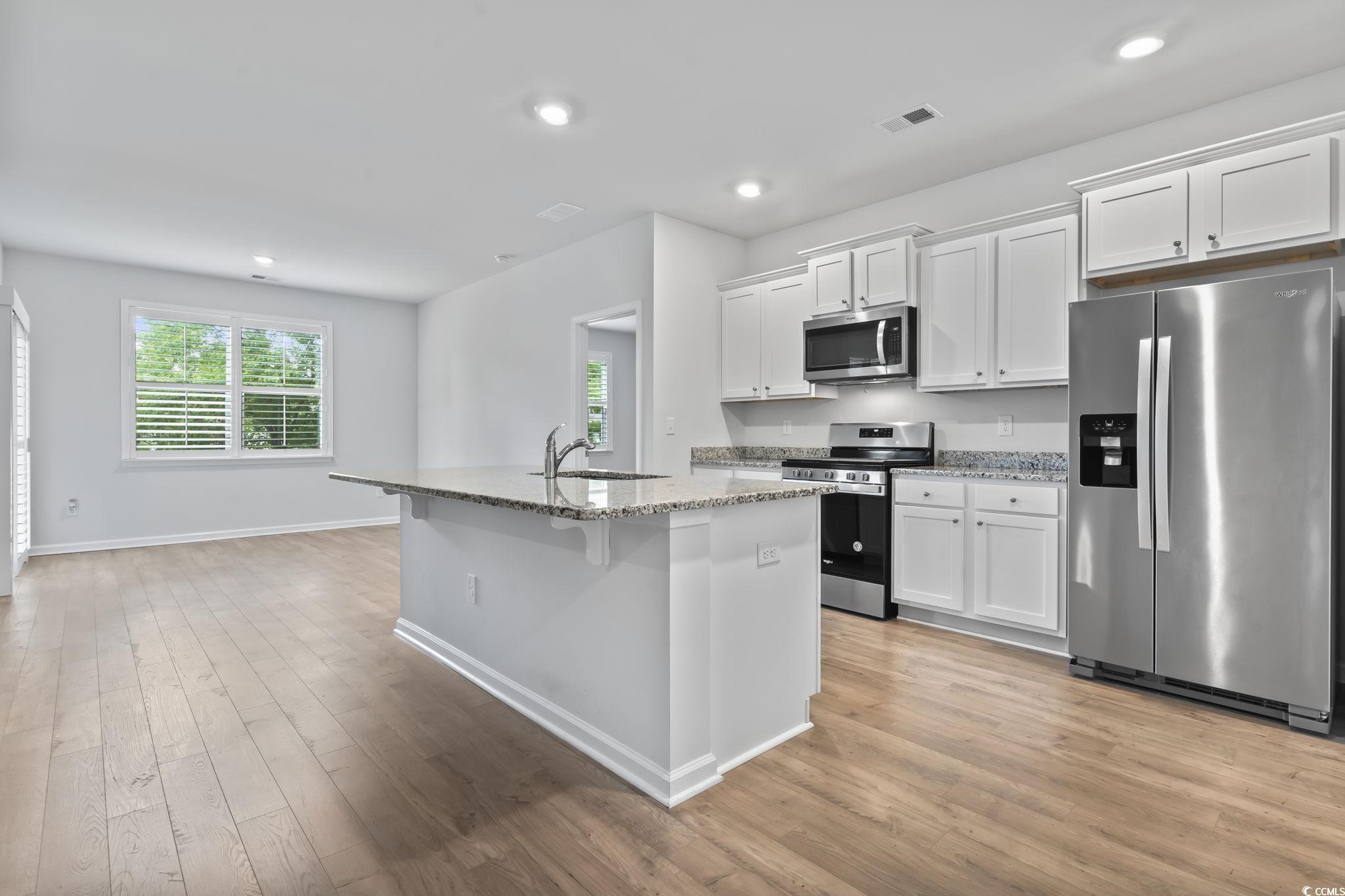 232 Pin Oak Dr.