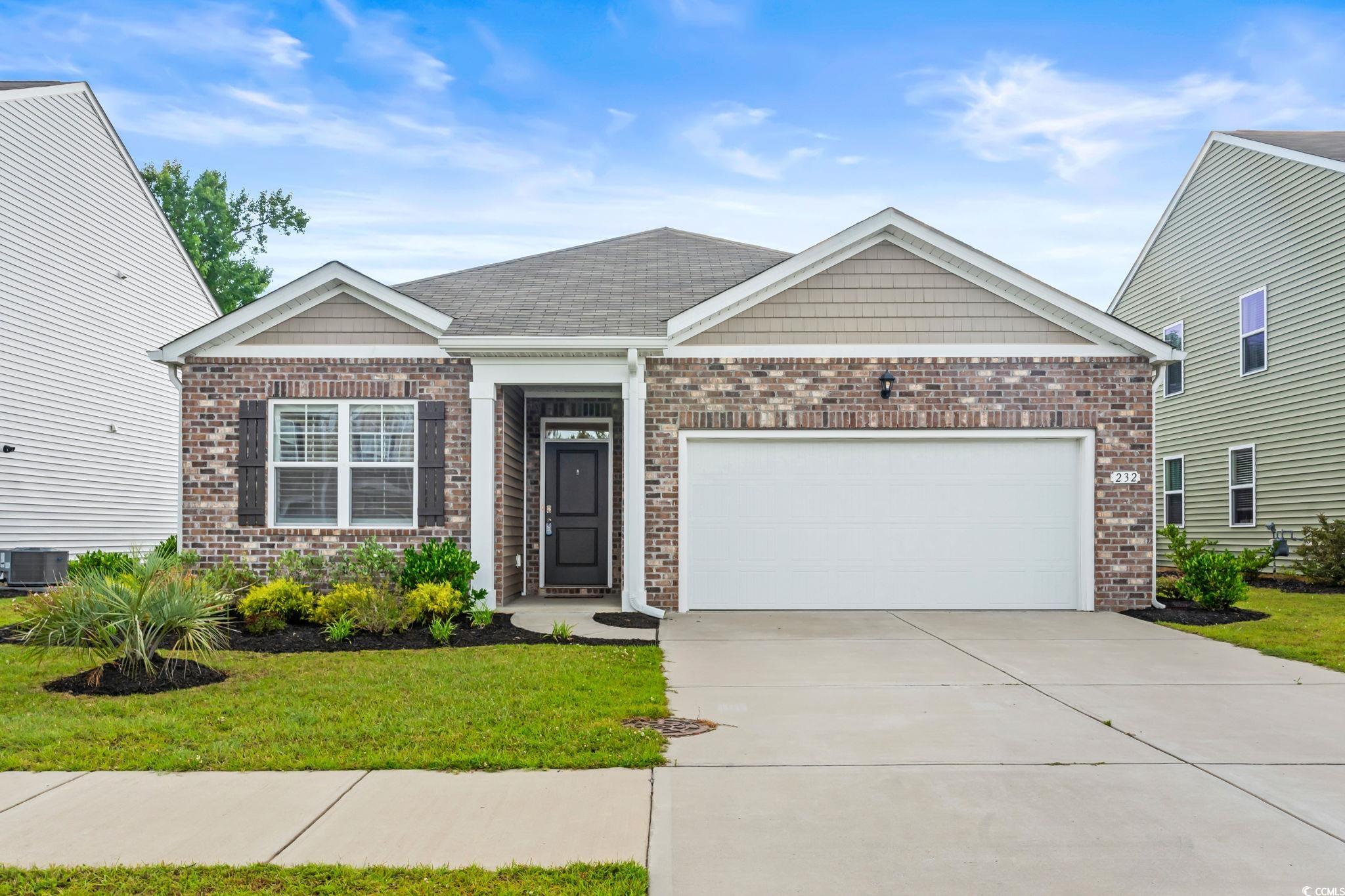 232 Pin Oak Dr.