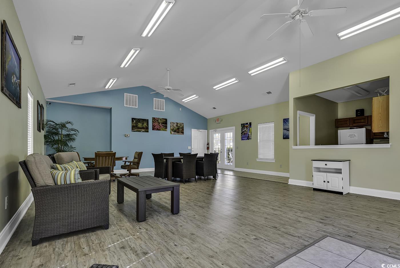 125 Brentwood Dr. Unit: G