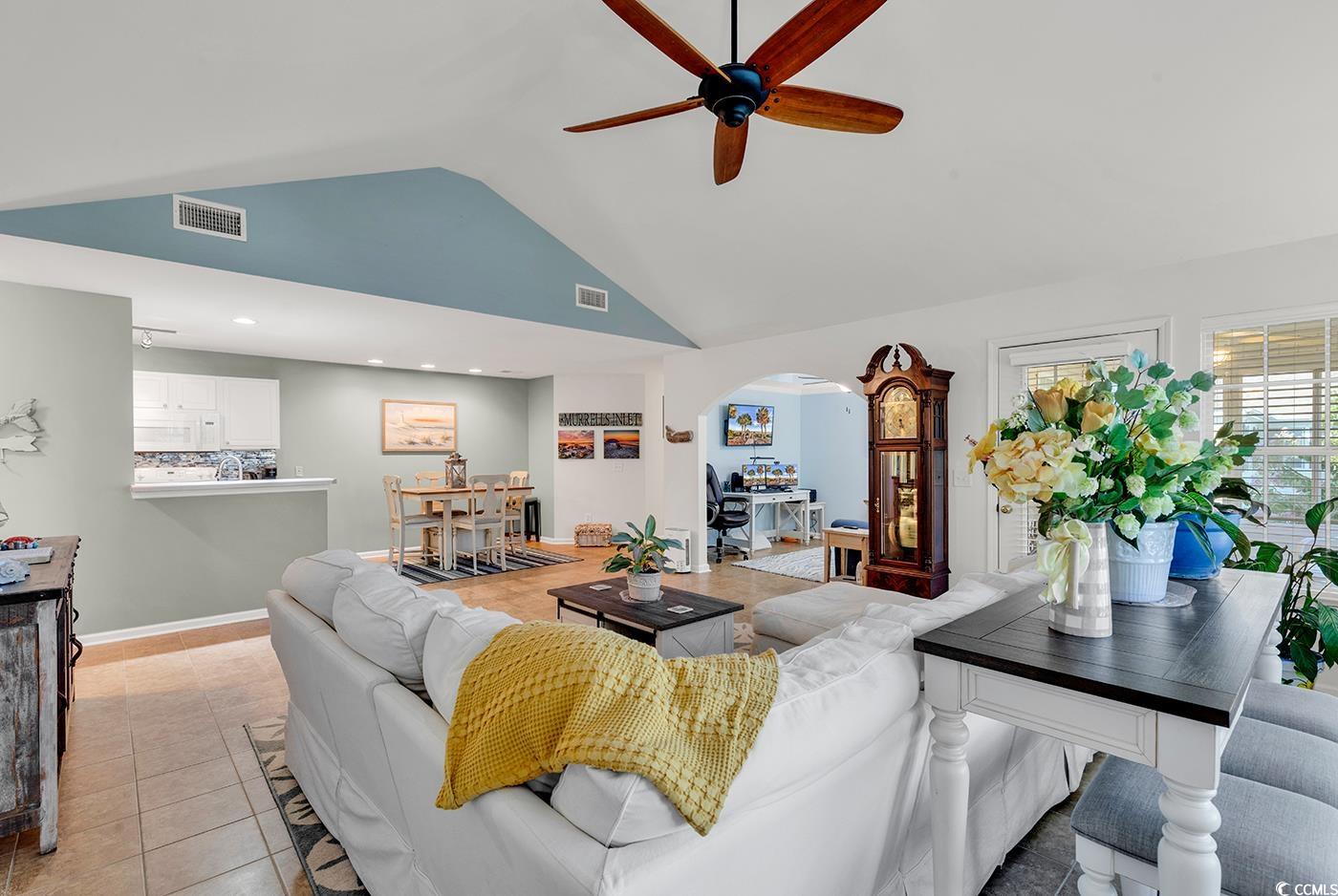 125 Brentwood Dr. Unit: G