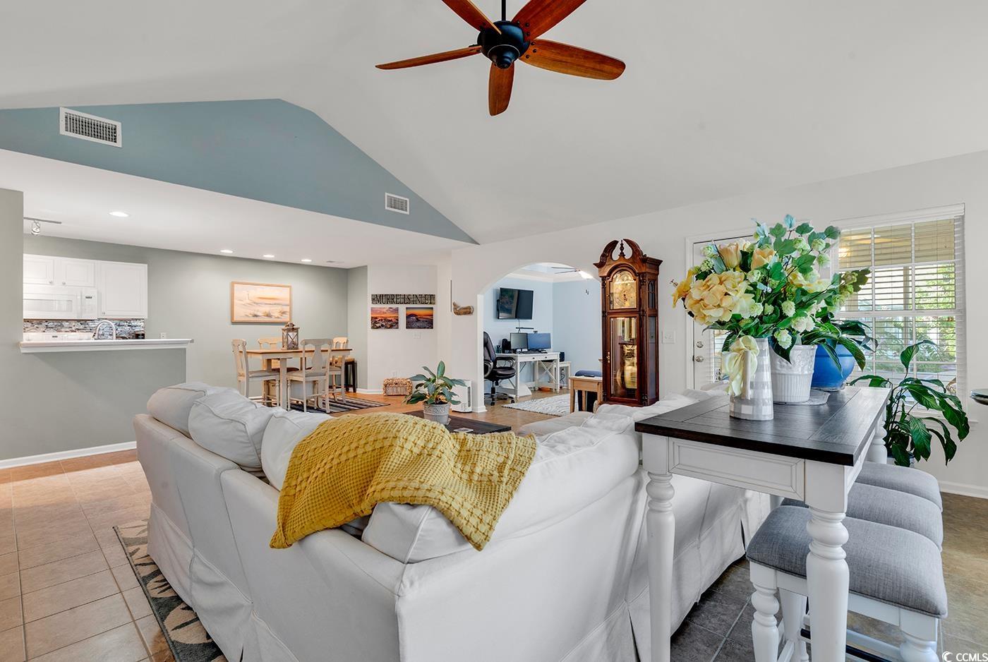 125 Brentwood Dr. Unit: G