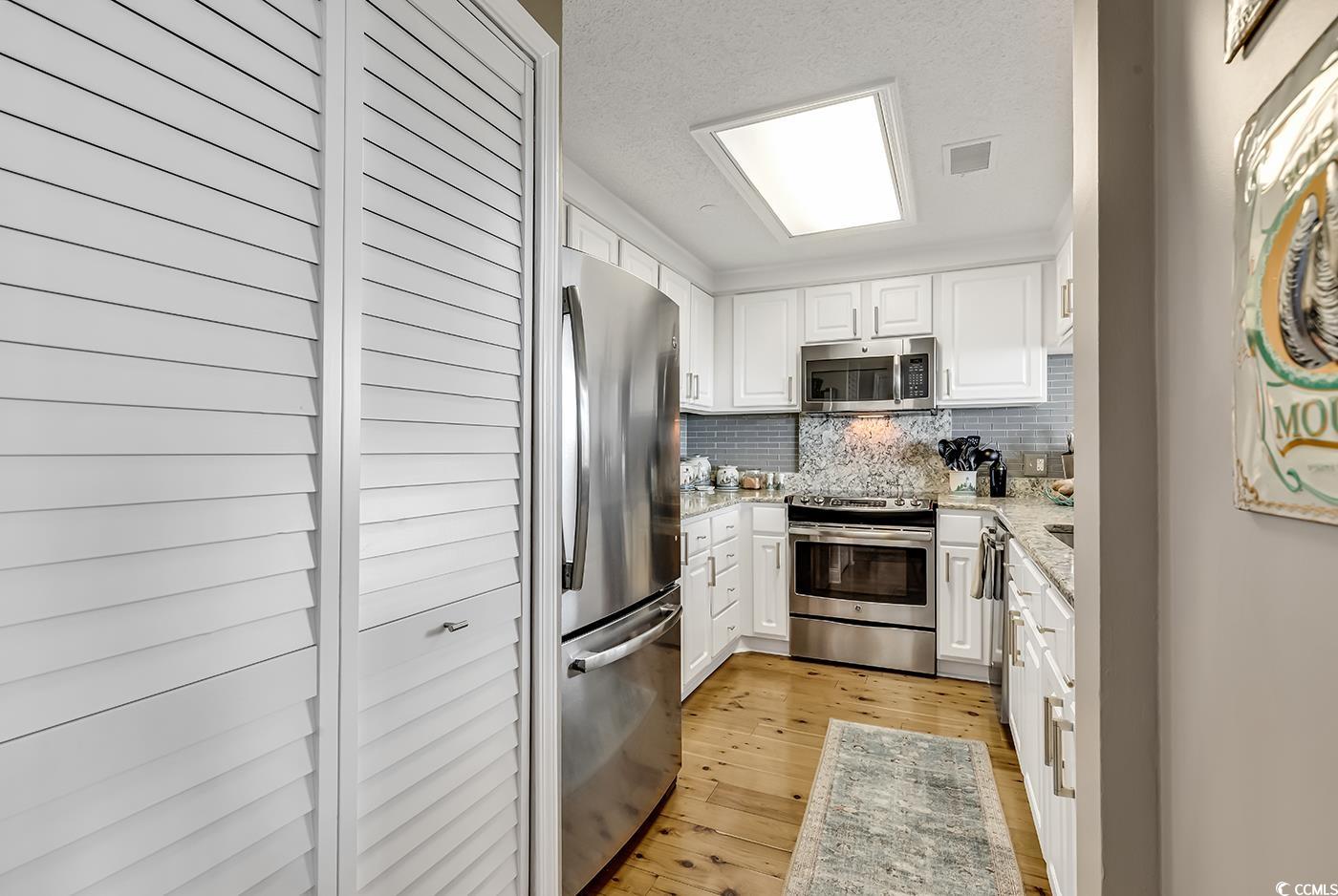 1990 N Waccamaw Dr. Unit: 1206