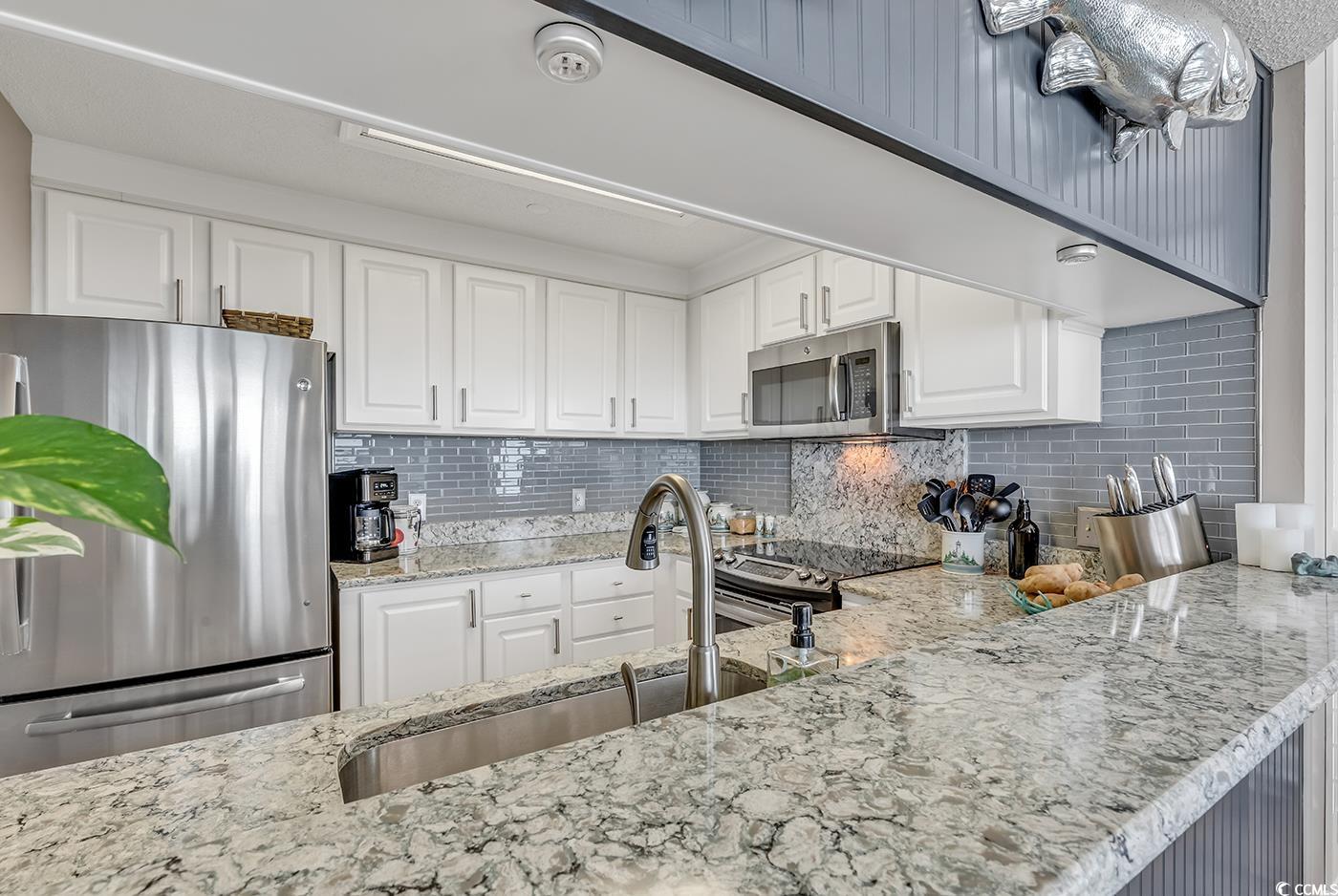 1990 N Waccamaw Dr. Unit: 1206