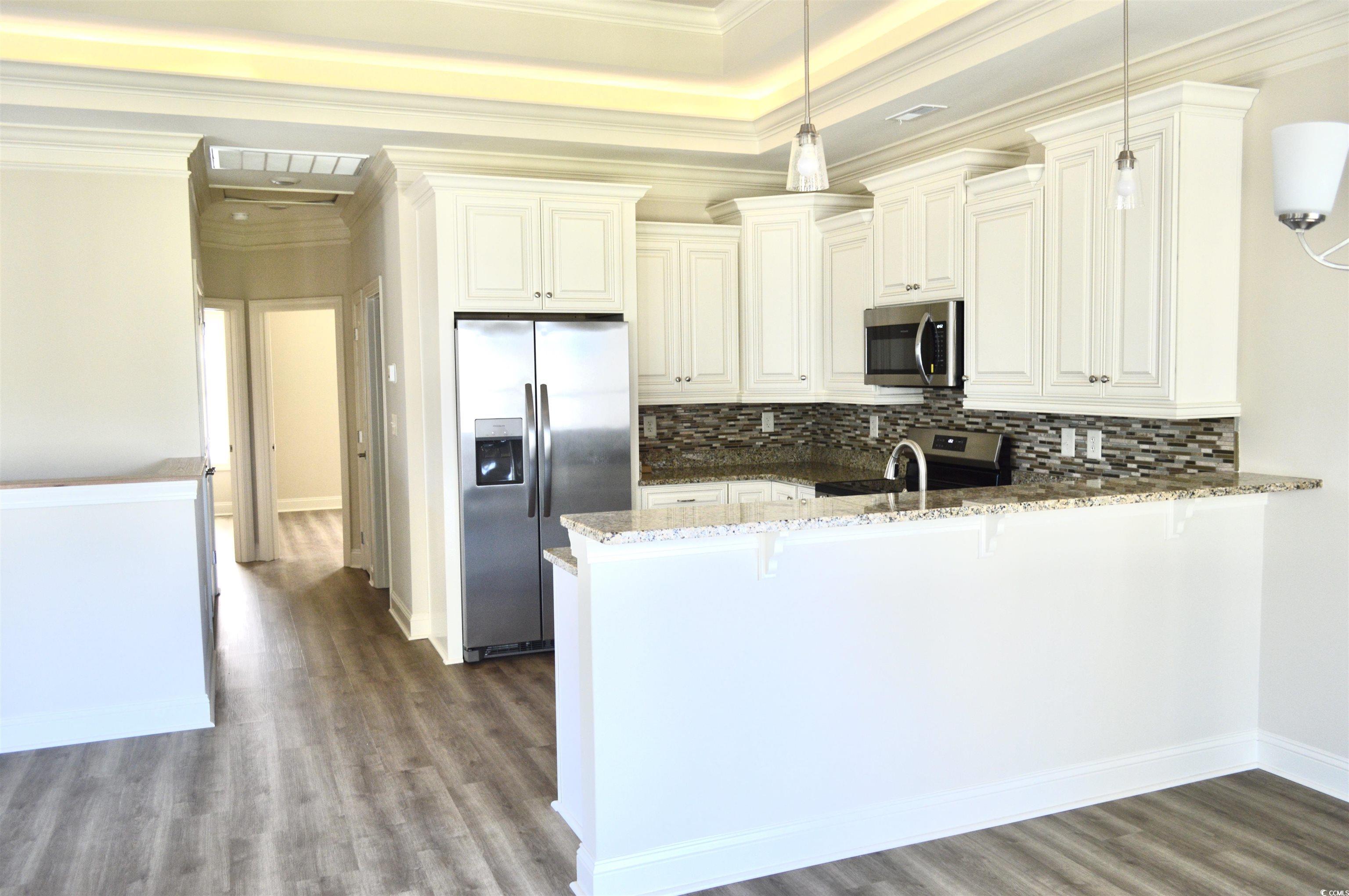 108 Hallandale Lane Unit: Right