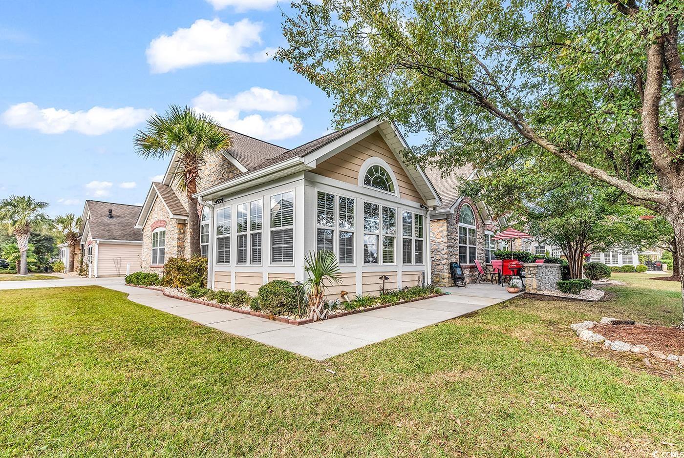 145 Stonegate Blvd. Unit: 145