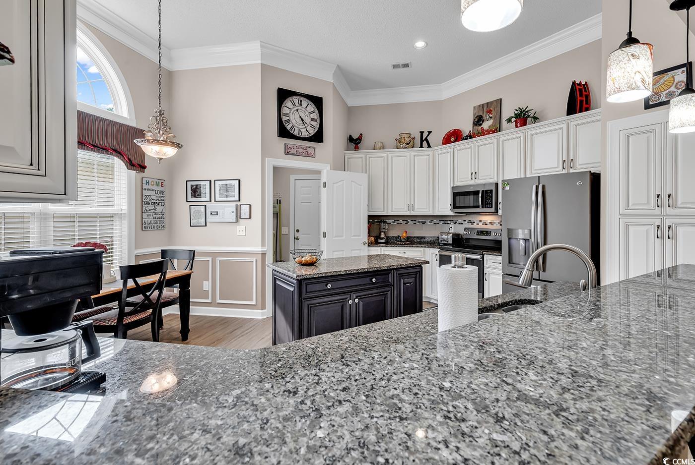 6434 Longwood Dr.