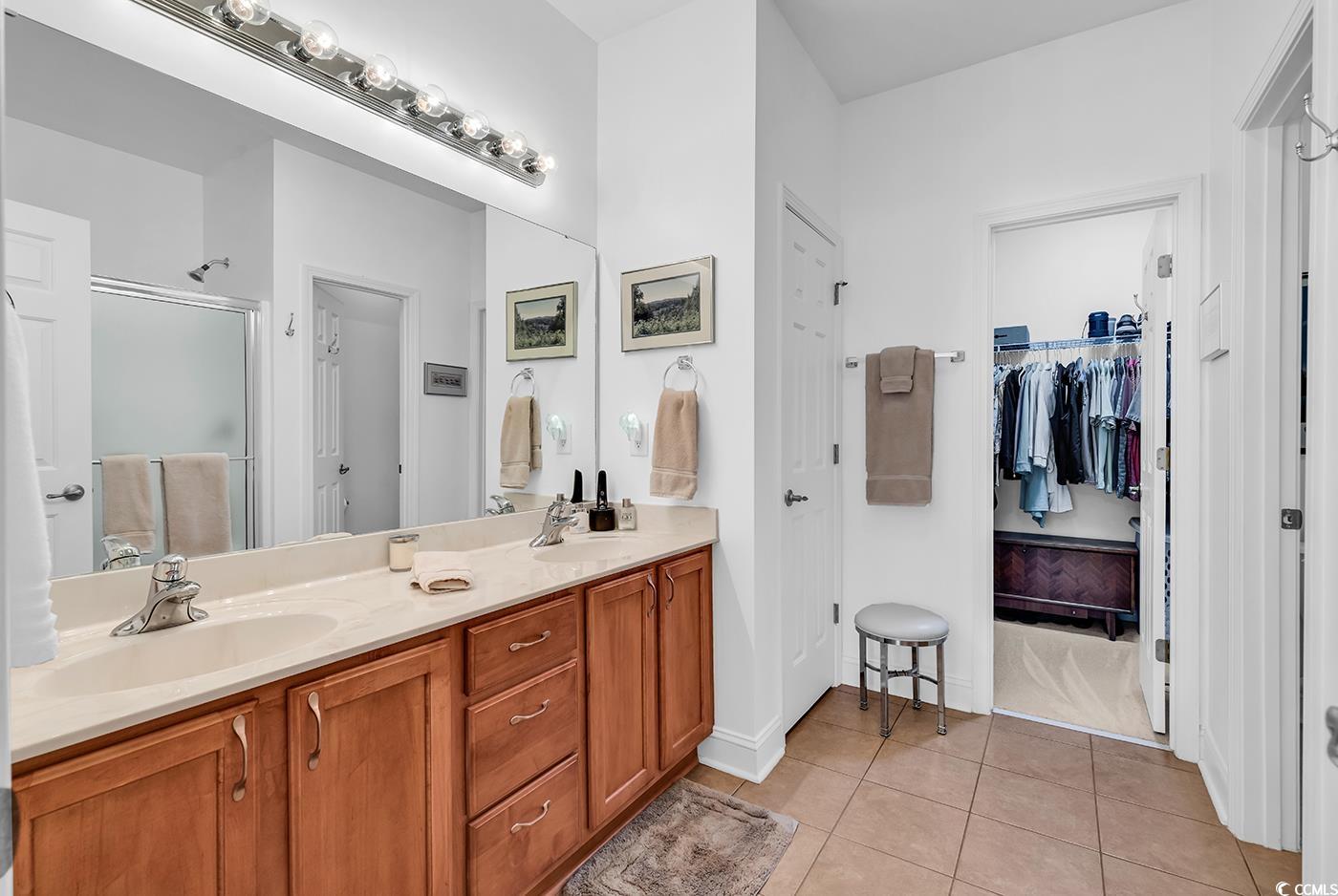 637 Botany Loop Unit: 637