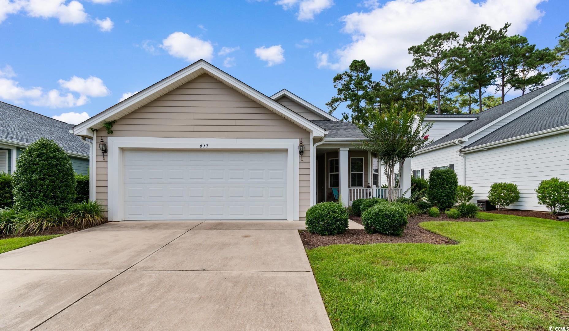 637 Grand Cypress Way