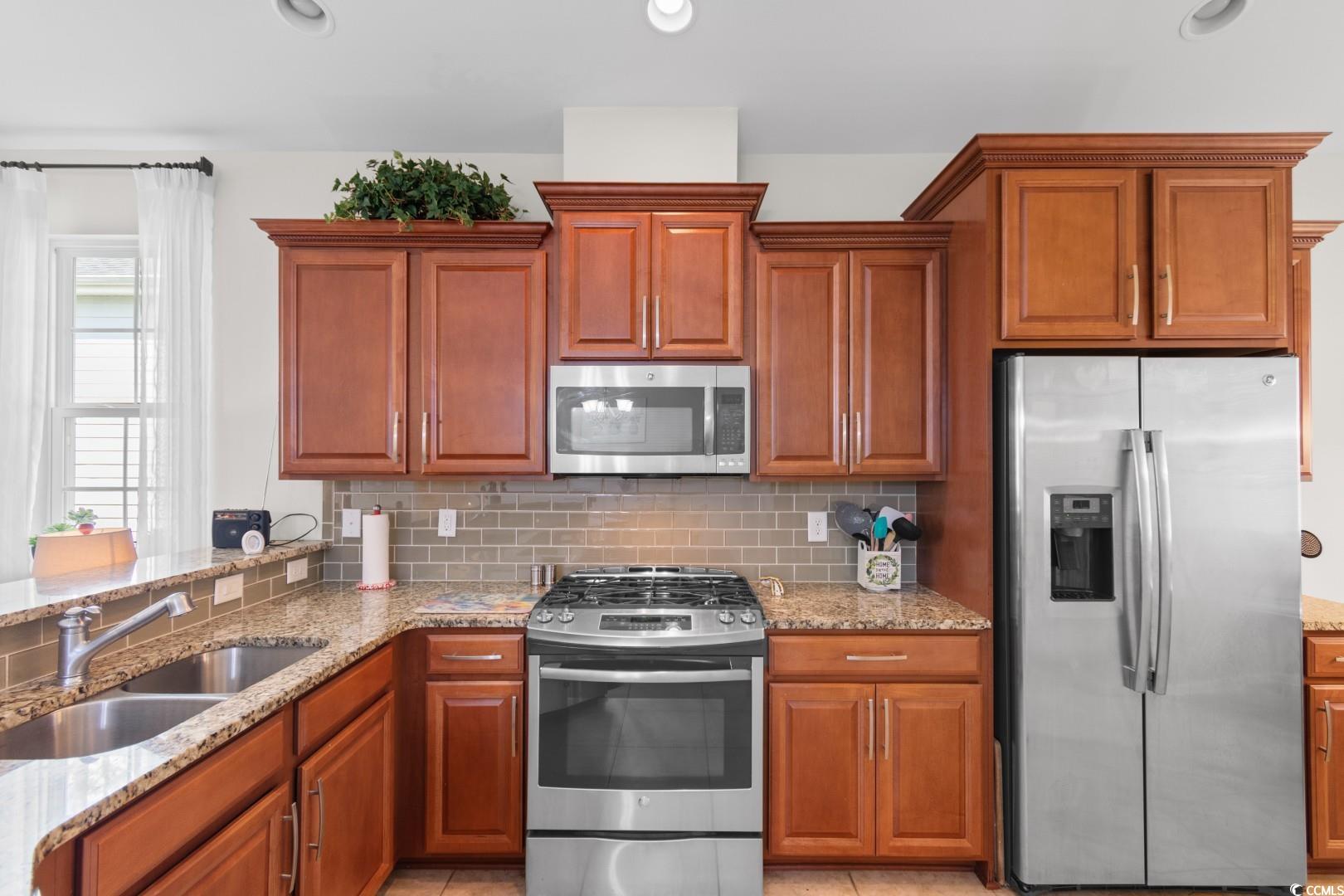 637 Grand Cypress Way