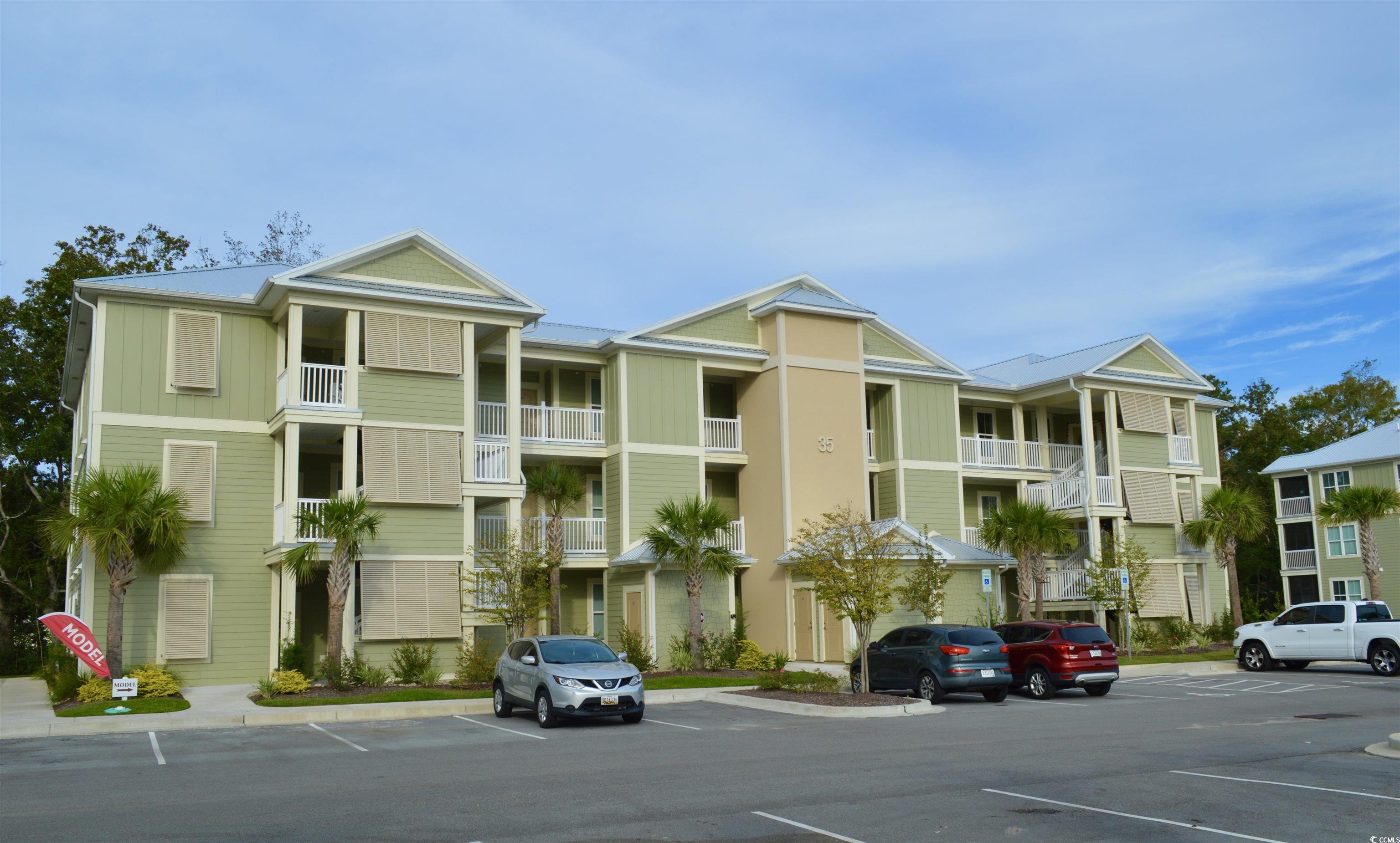 35 Delray Dr. Unit: 3-D