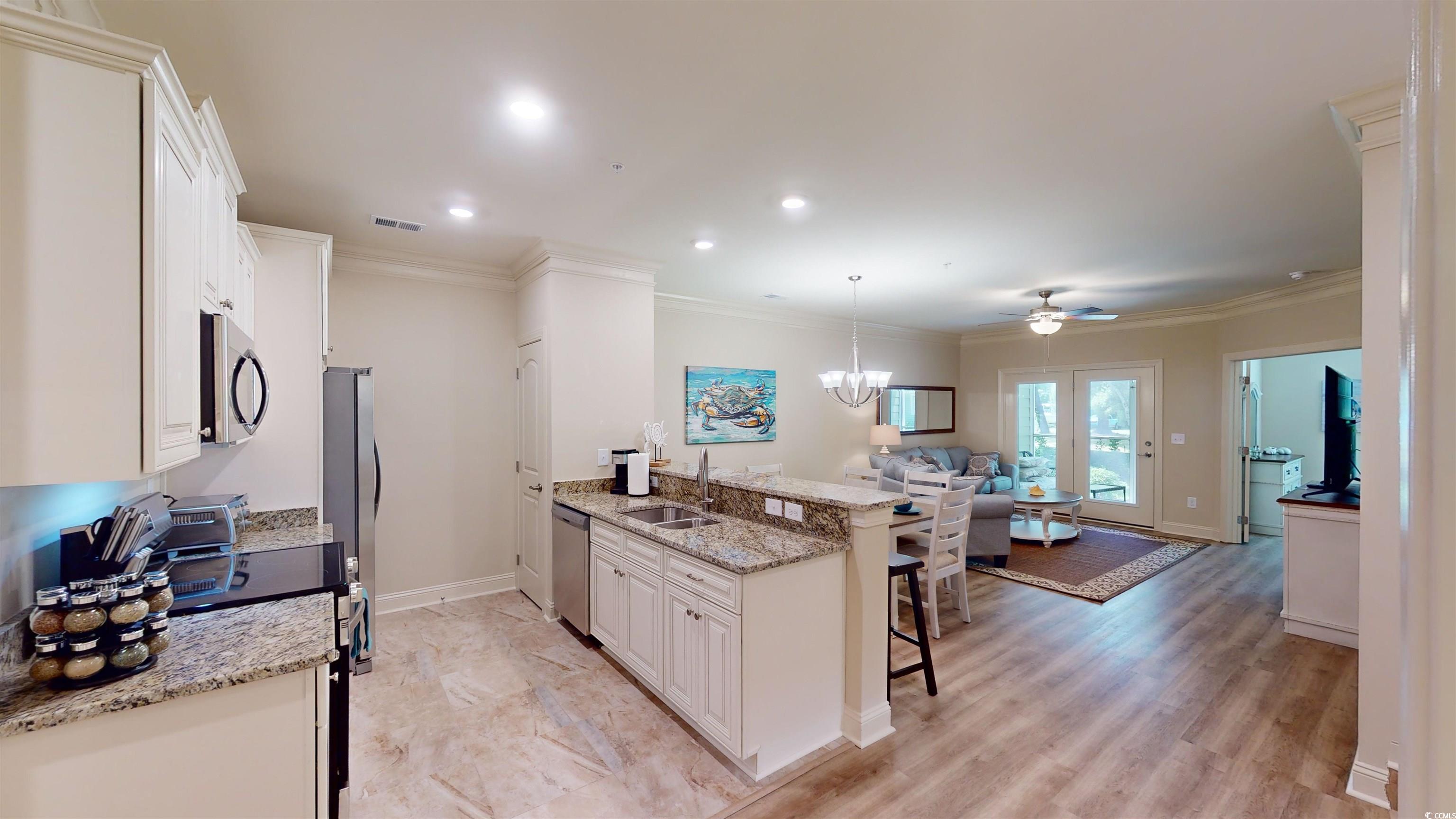 35 Delray Dr. Unit: 3-D