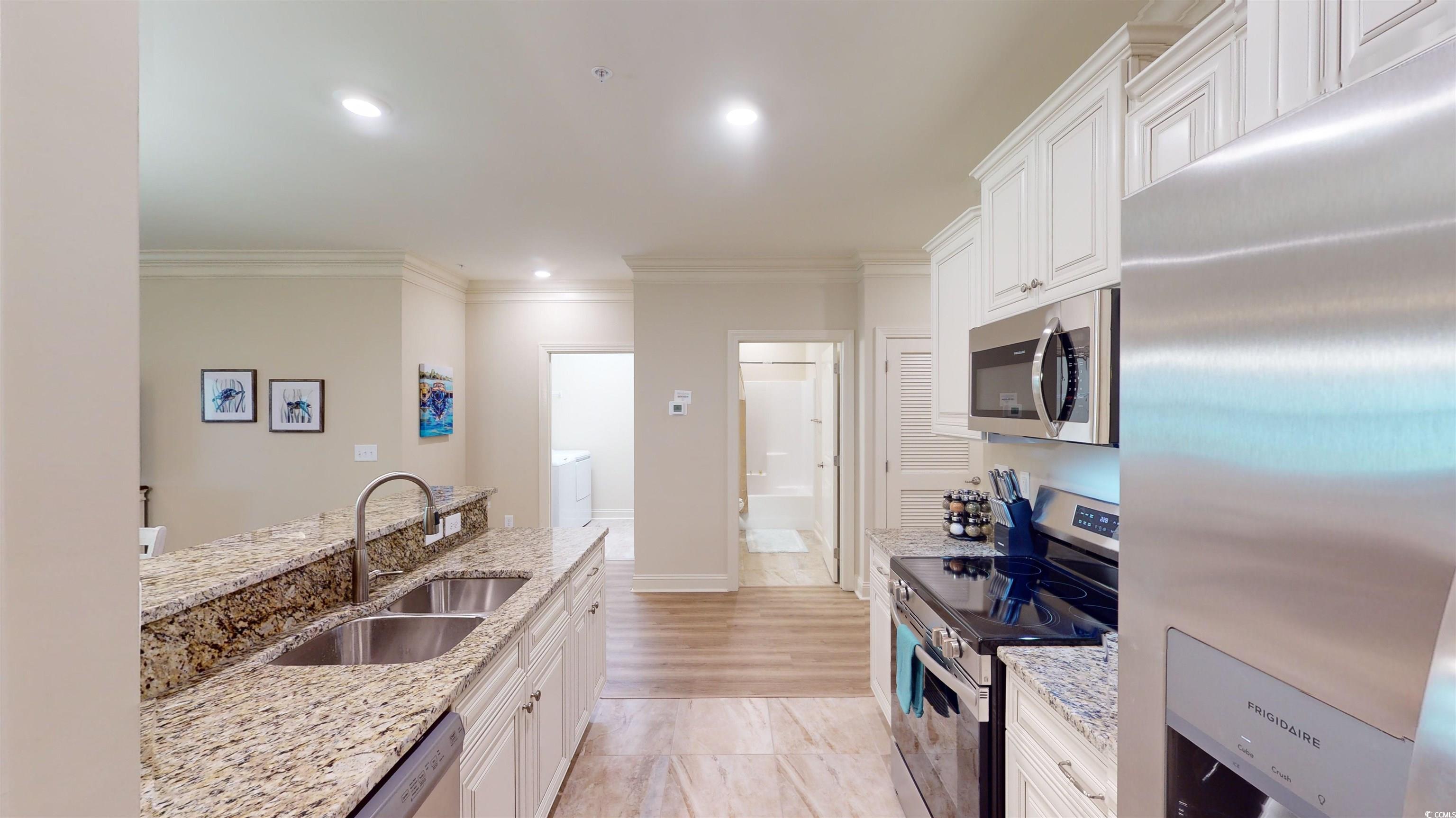 35 Delray Dr. Unit: 3-D