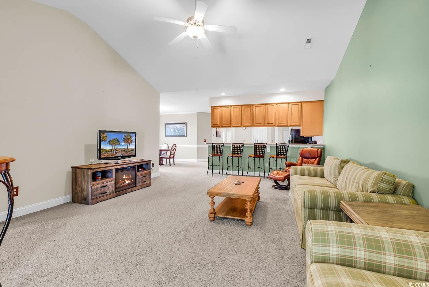 641 Botany Loop Unit: 63