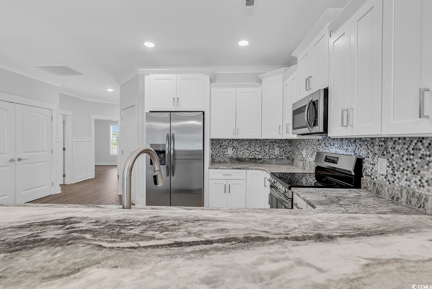 148 Hallandale Lane Unit: Left