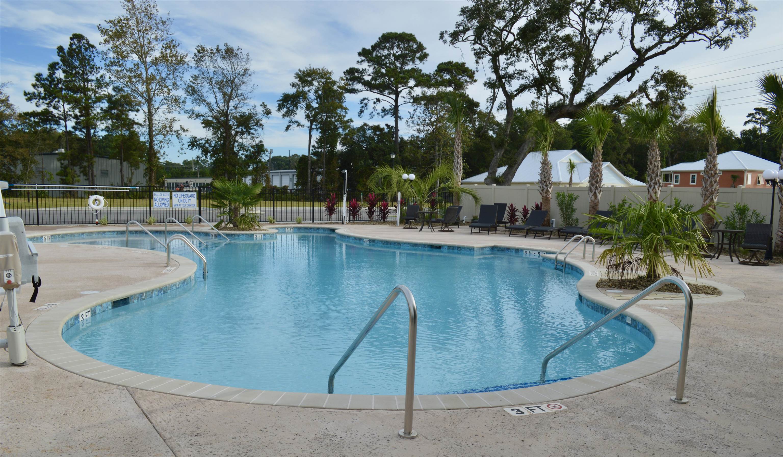 81 Delray Dr. Unit: 2-D