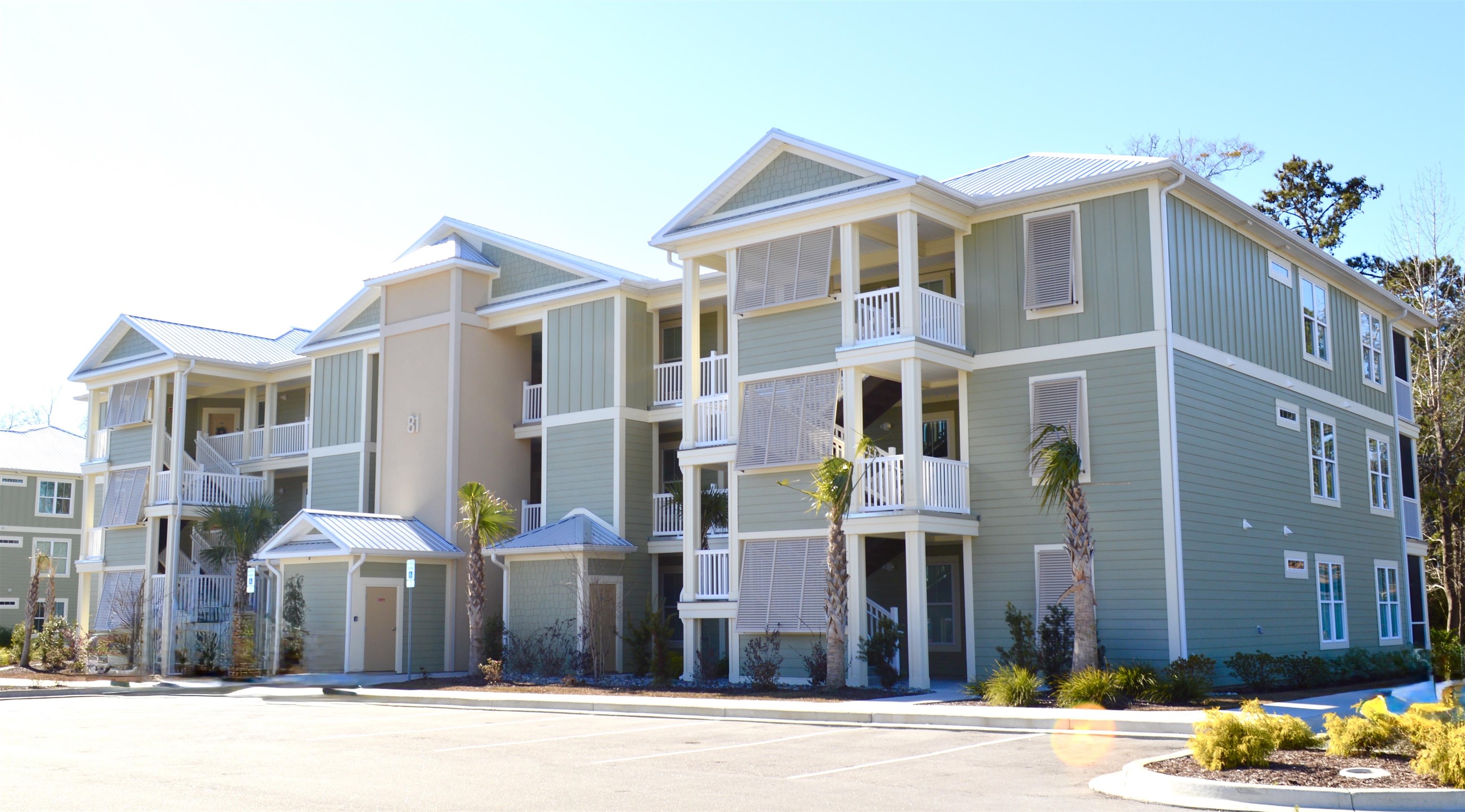 81 Delray Dr. Unit: 2-D