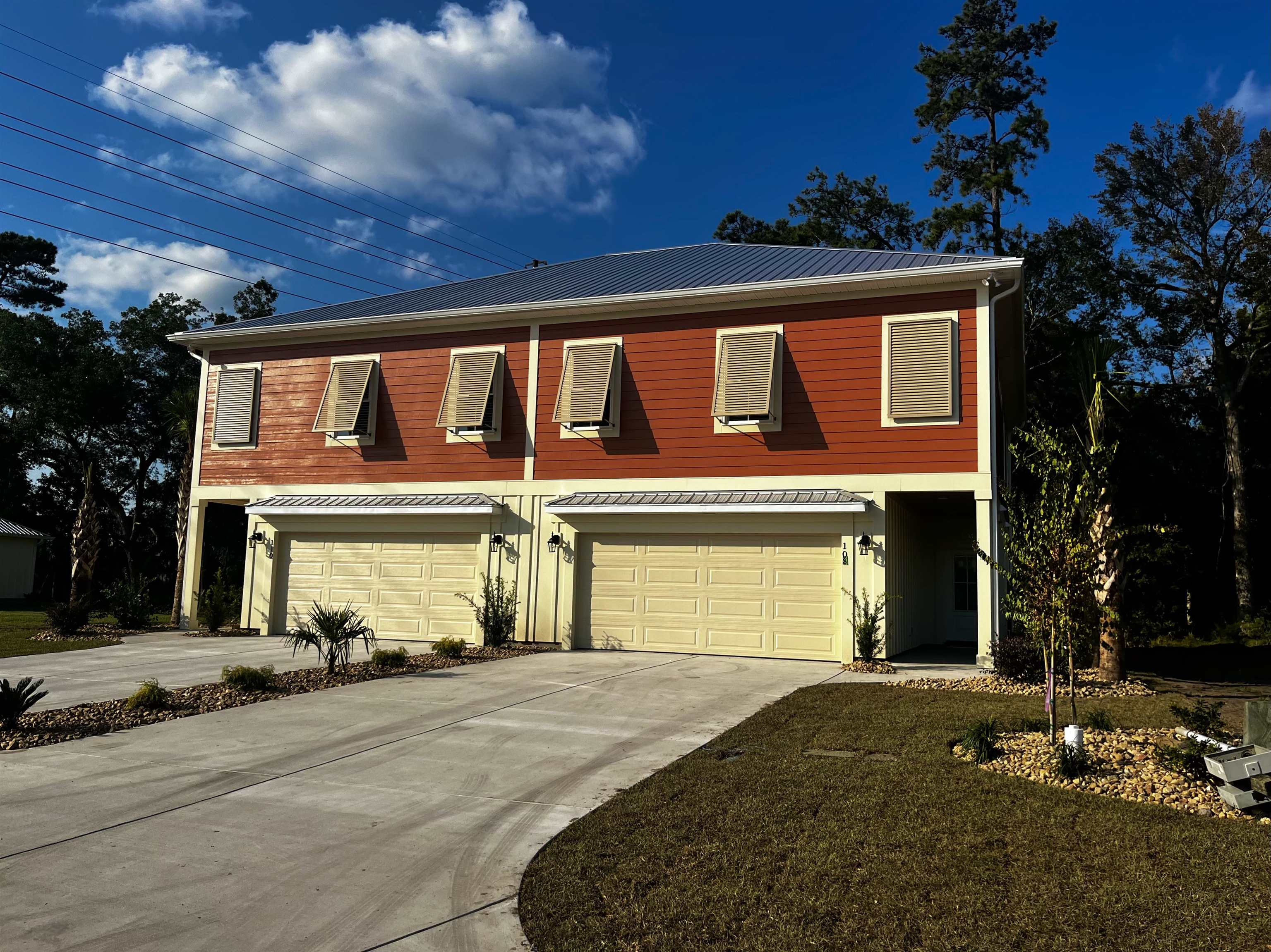 77 Hallandale Lane Unit: Right