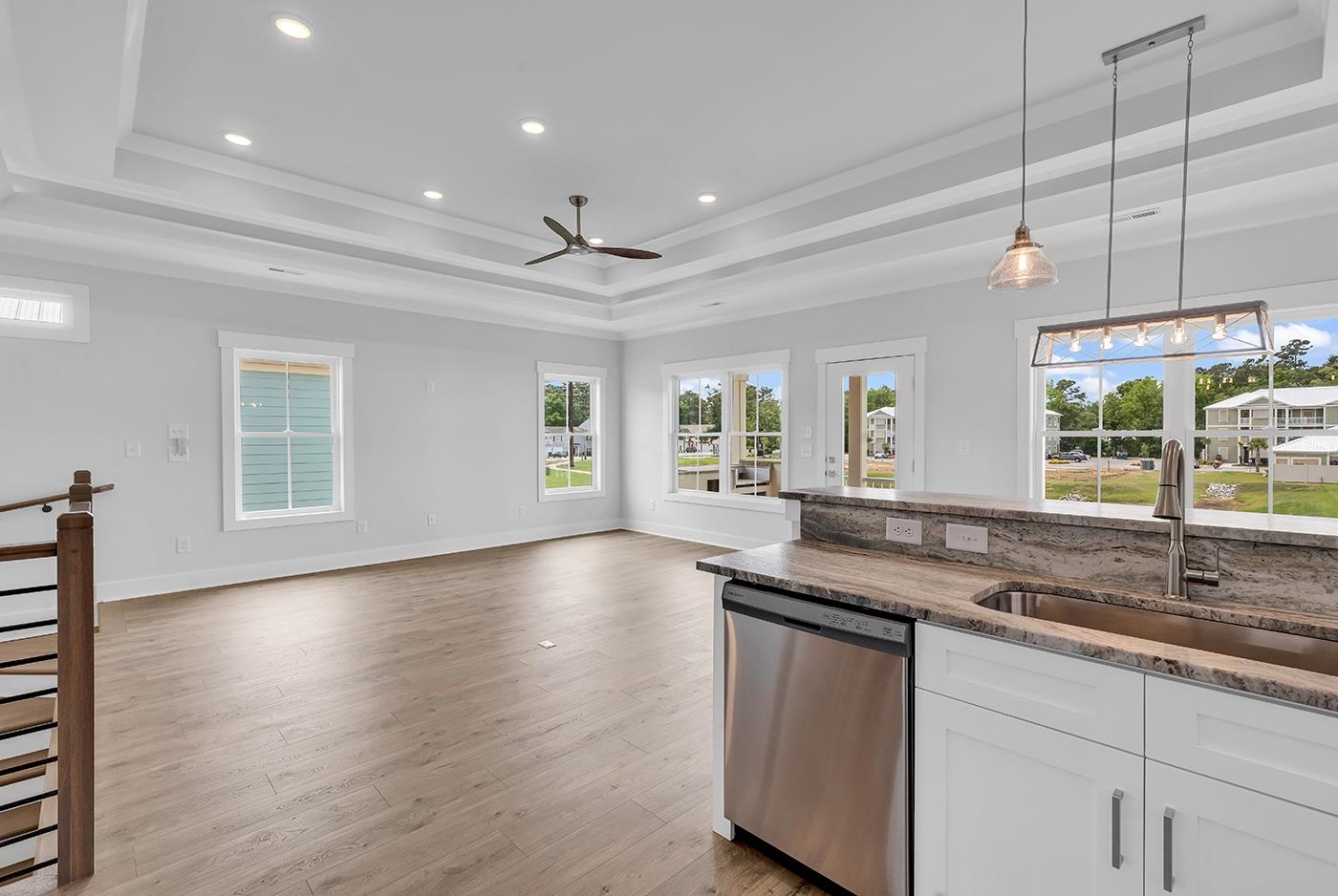 77 Hallandale Lane Unit: Right