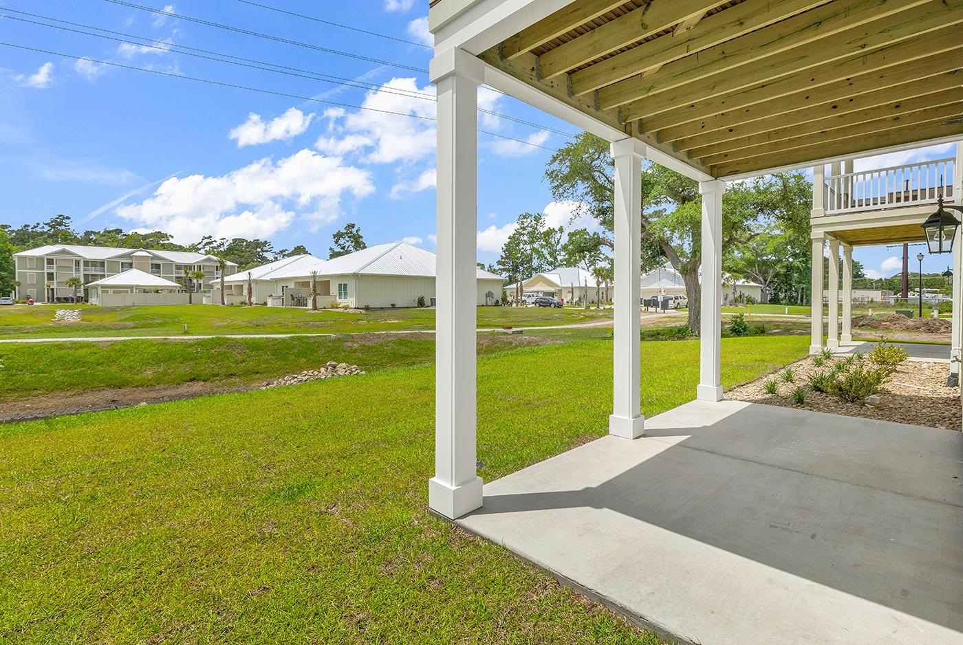 77 Hallandale Lane Unit: Right
