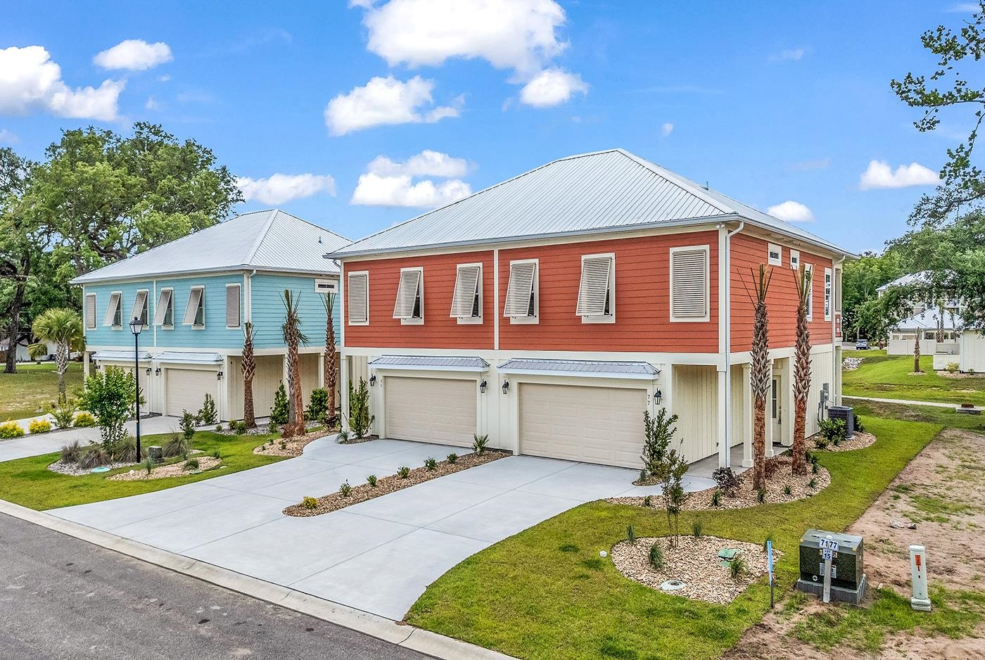 77 Hallandale Lane Unit: Right