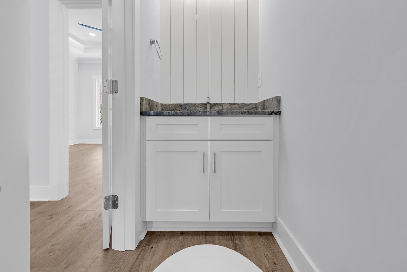 77 Hallandale Lane Unit: Right