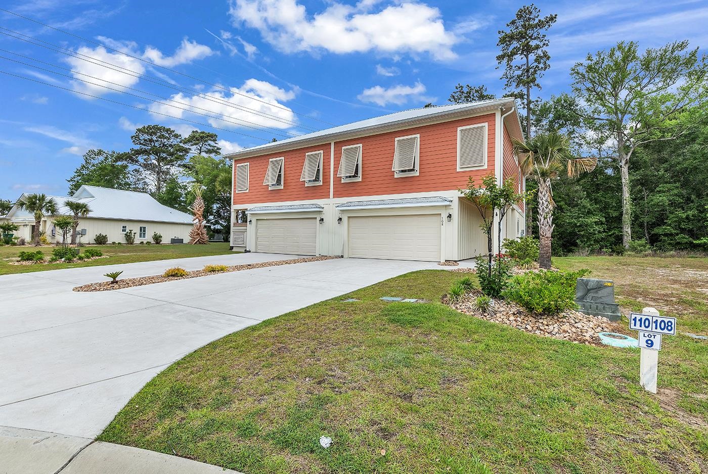 108 Hallandale Lane Unit: Right