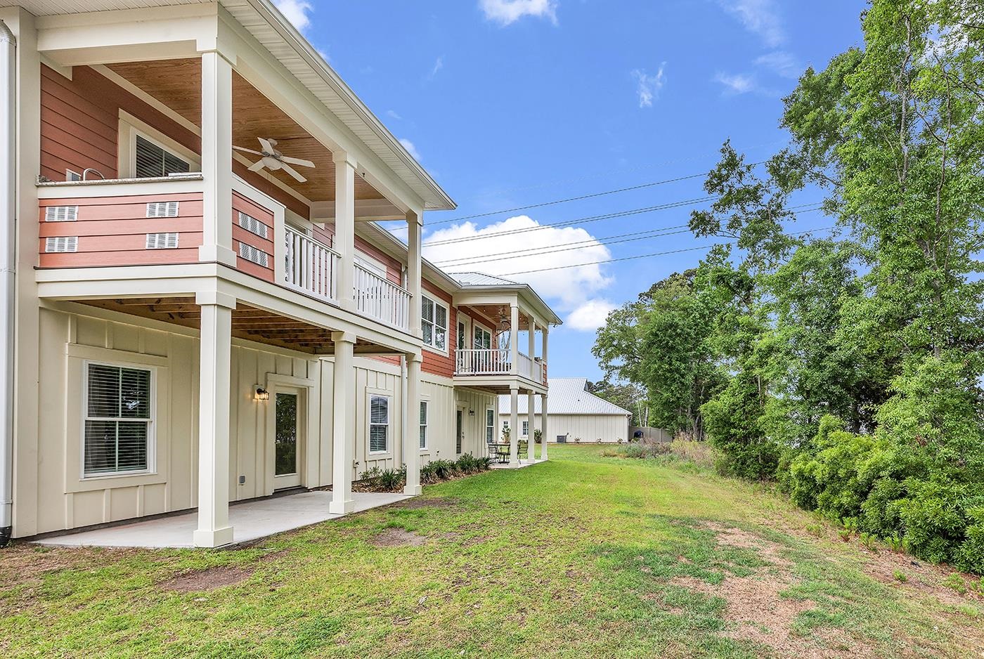 108 Hallandale Lane Unit: Right