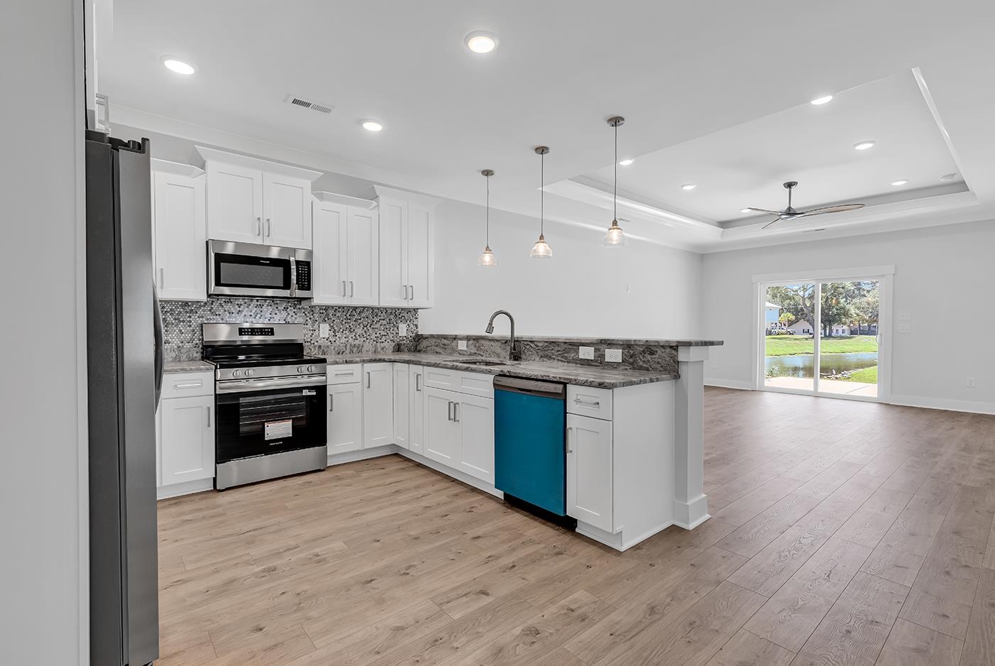 9 Hallandale Lane Unit: Left